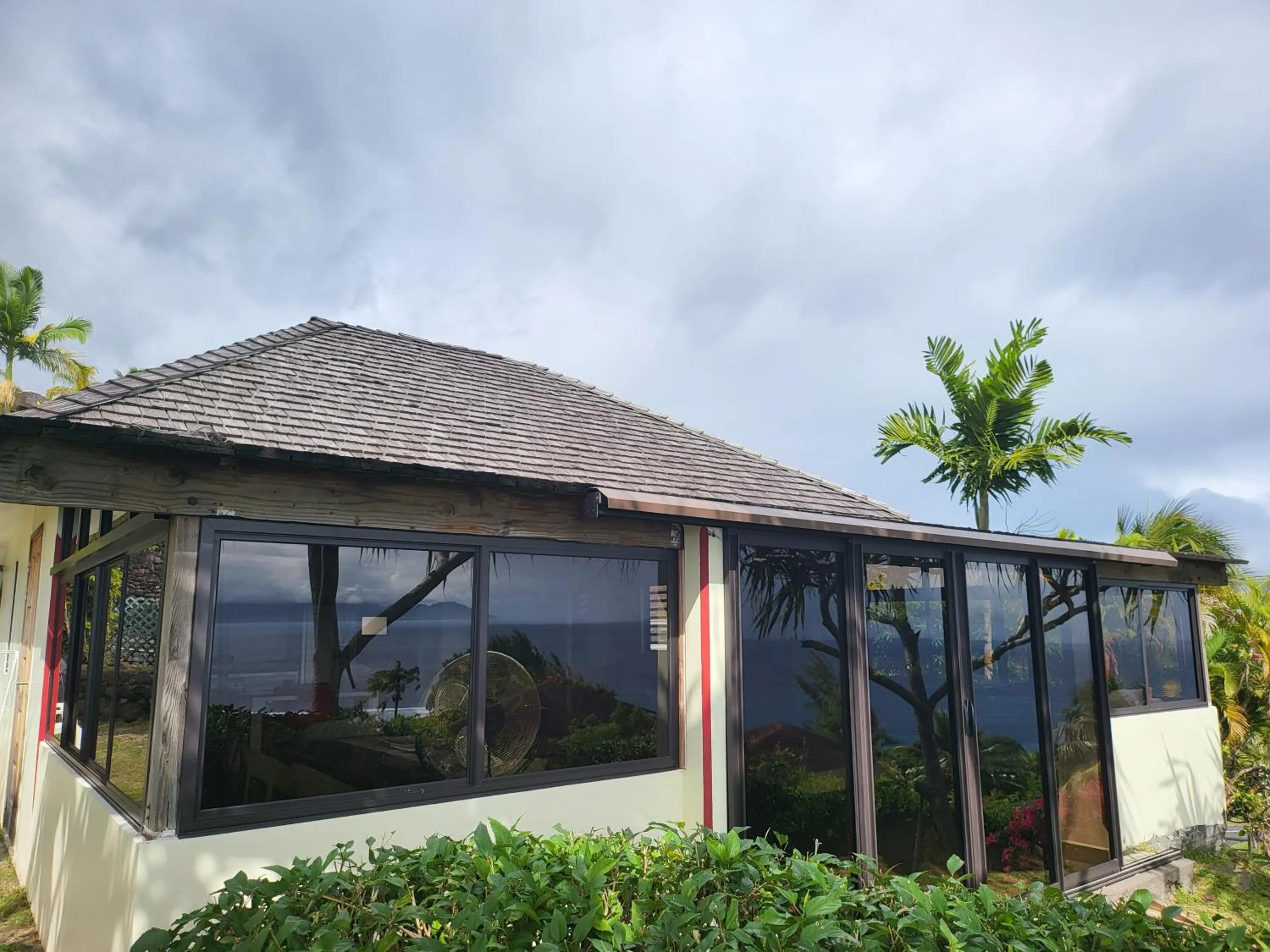 Property building in Jolie Maison Vue Ocean et Moorea
