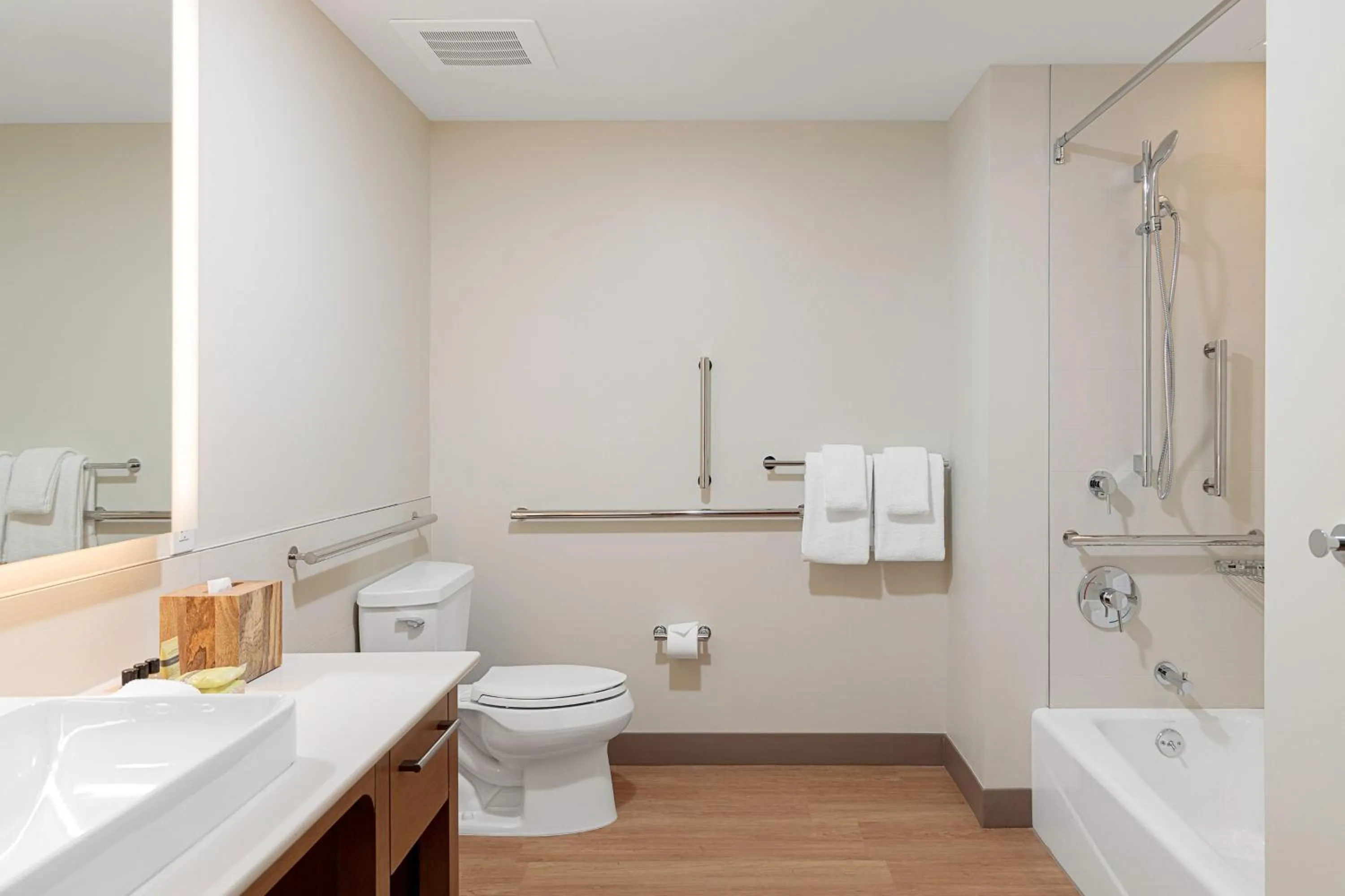 Bathroom in Element Nashville Vanderbilt West End