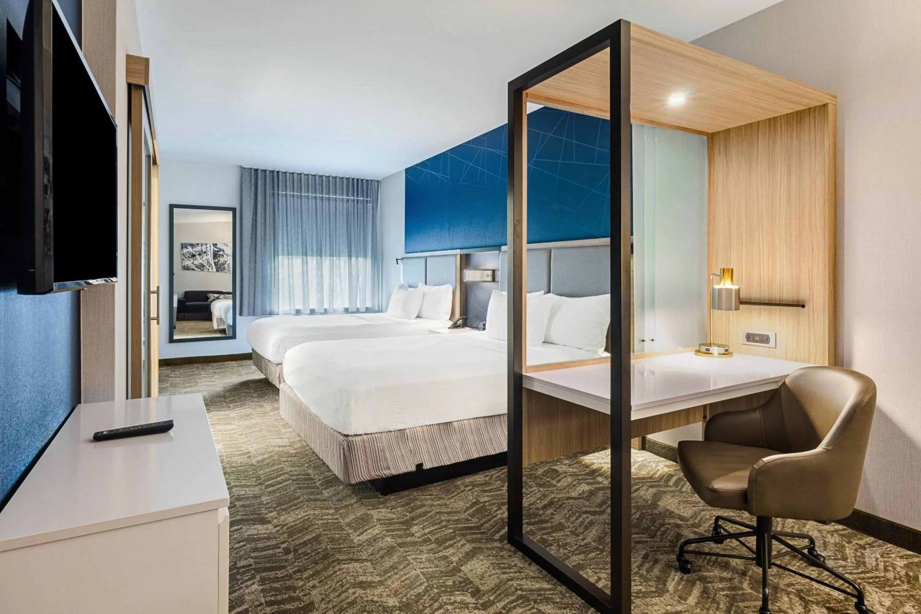 Photo of the whole room, Bed in SpringHill Suites By Marriott Charleston Airport & Convention Center