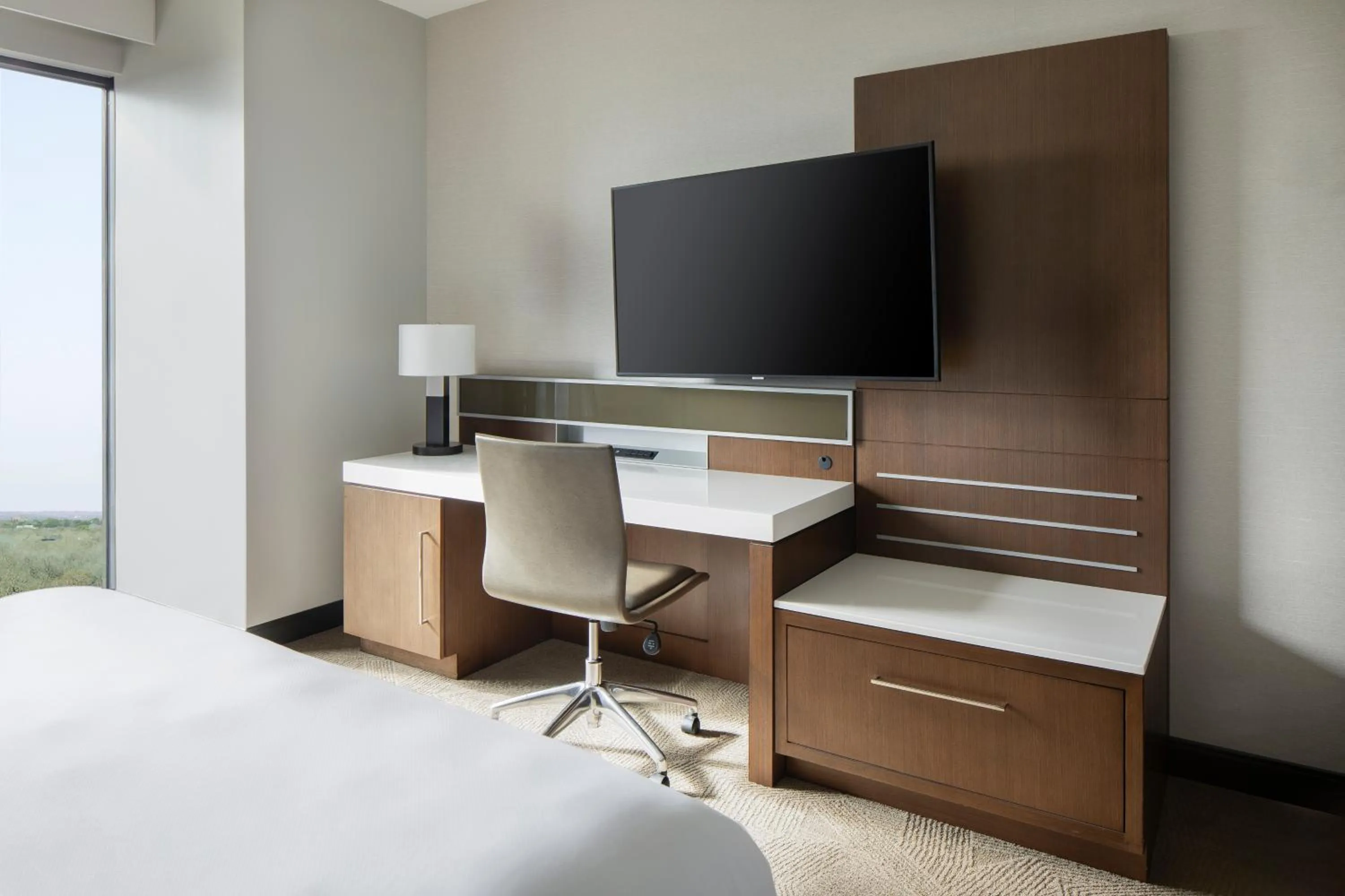 Bedroom, Bed in Delta Hotels by Marriott Dallas Southlake