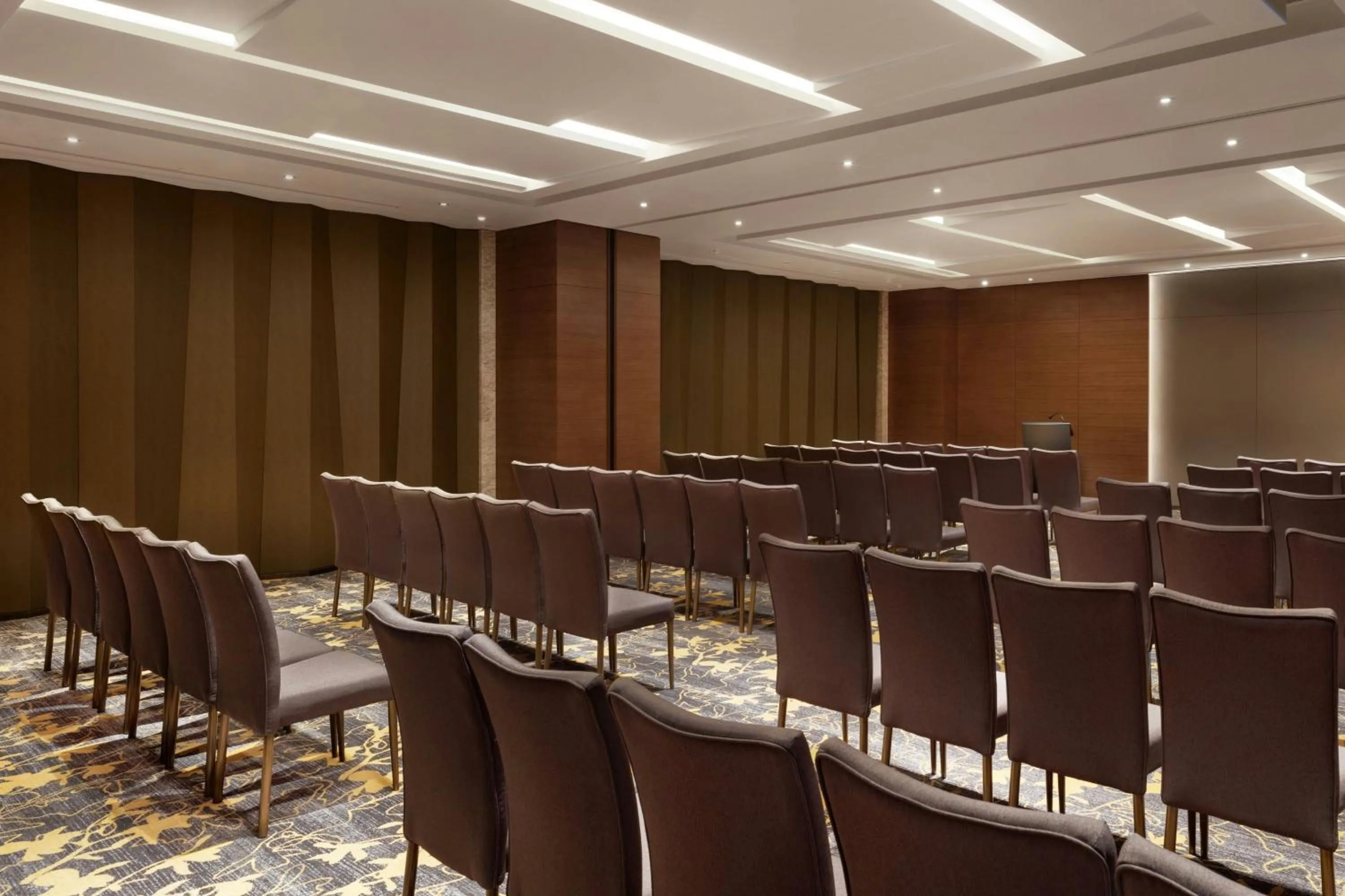 Meeting/conference room in Sheraton Hong Kong Tung Chung Hotel