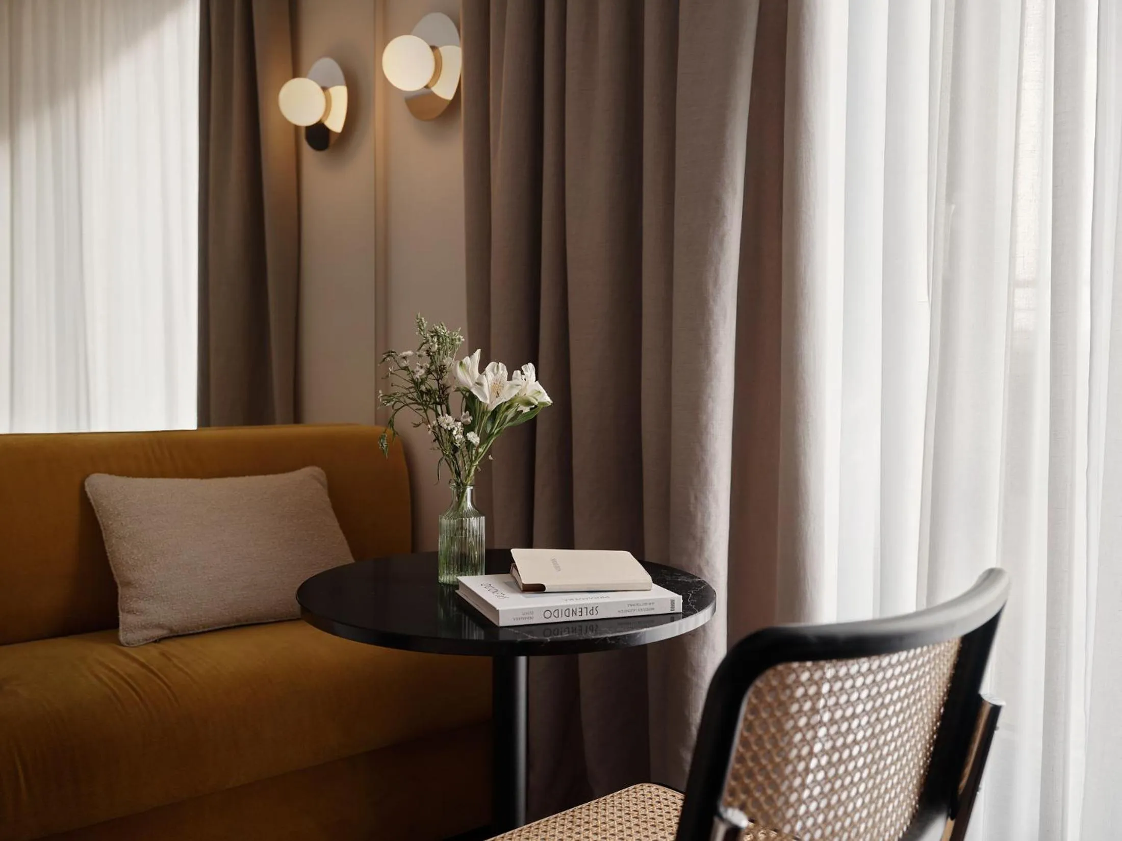 Seating area in Bob W Münchner Freiheit