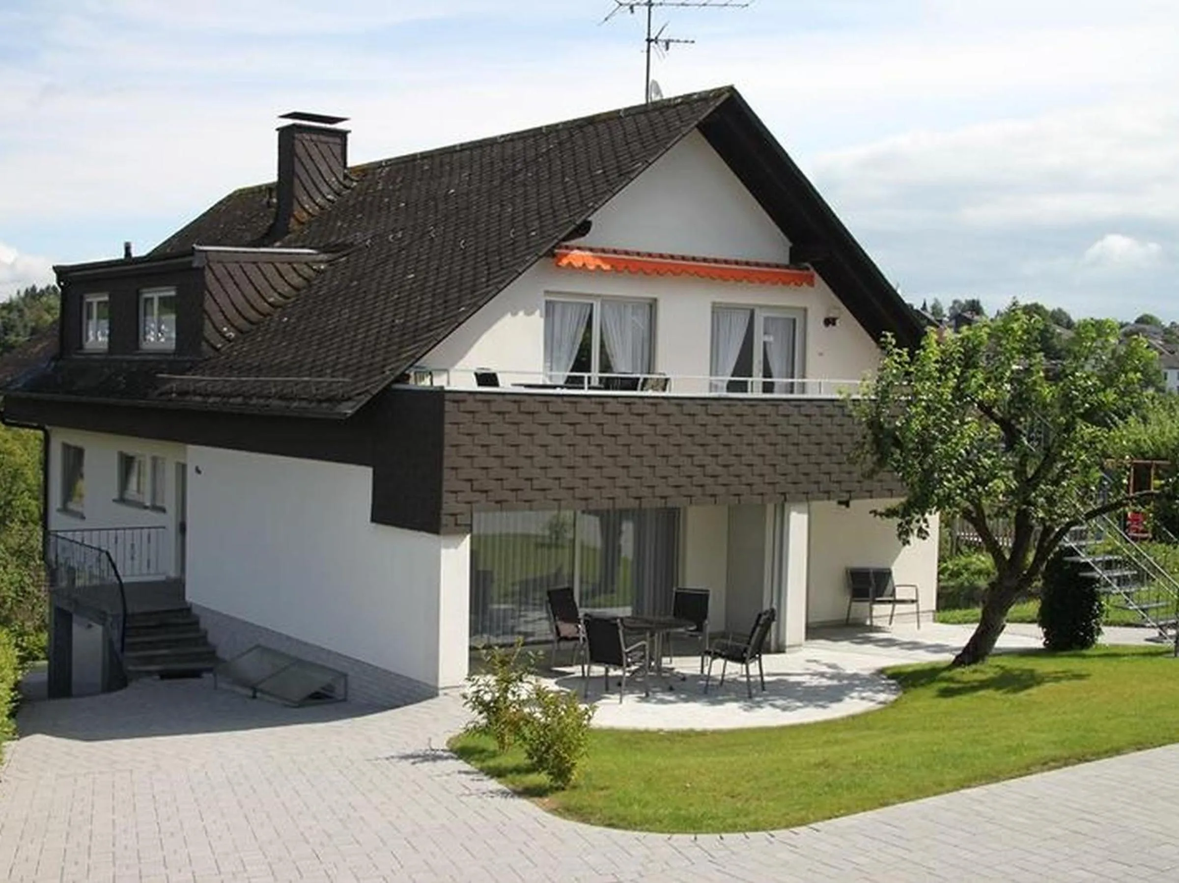 Property building in Ferienwohnung Wicker
