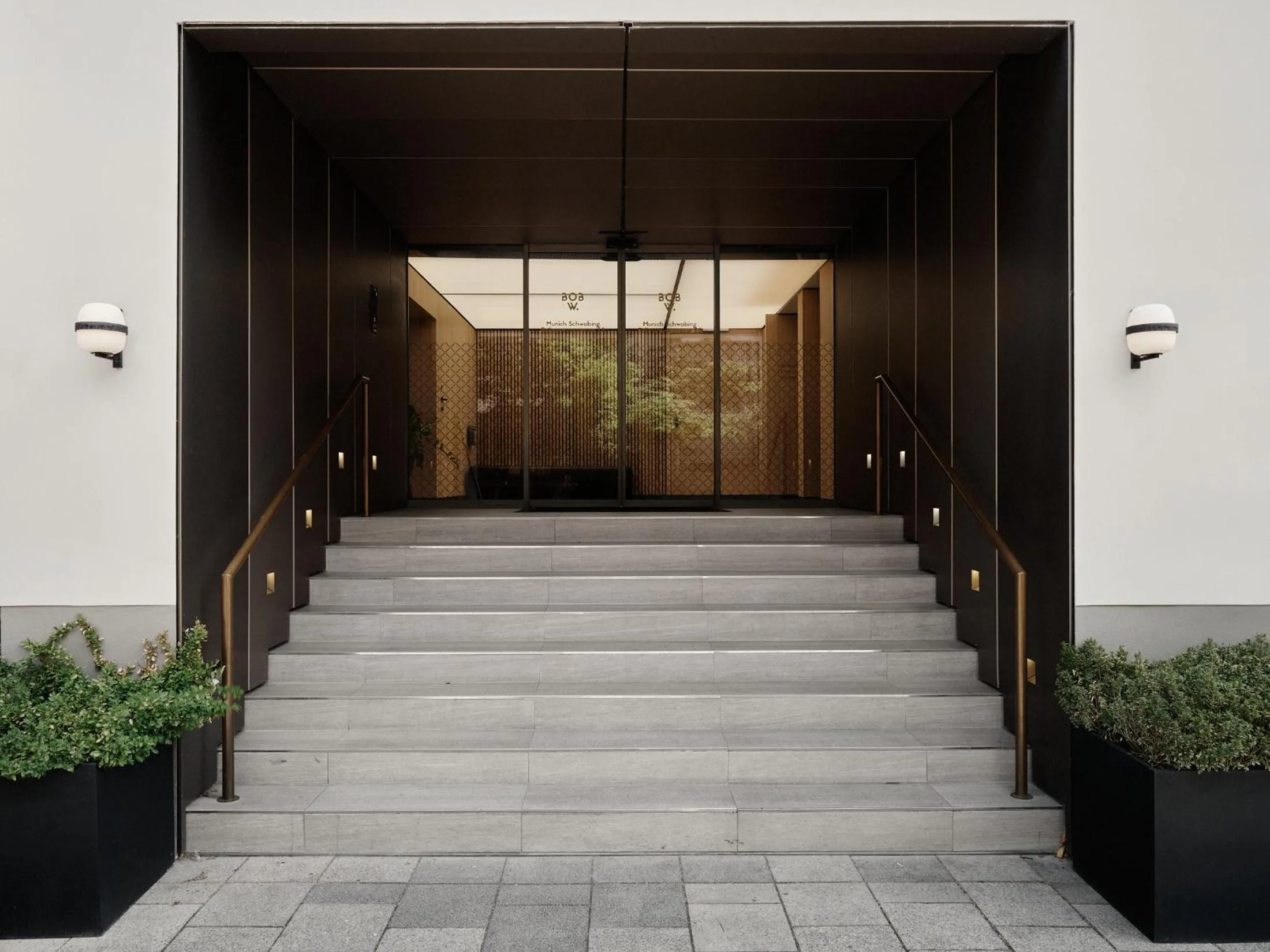 Facade/entrance in Bob W Munich Schwabing