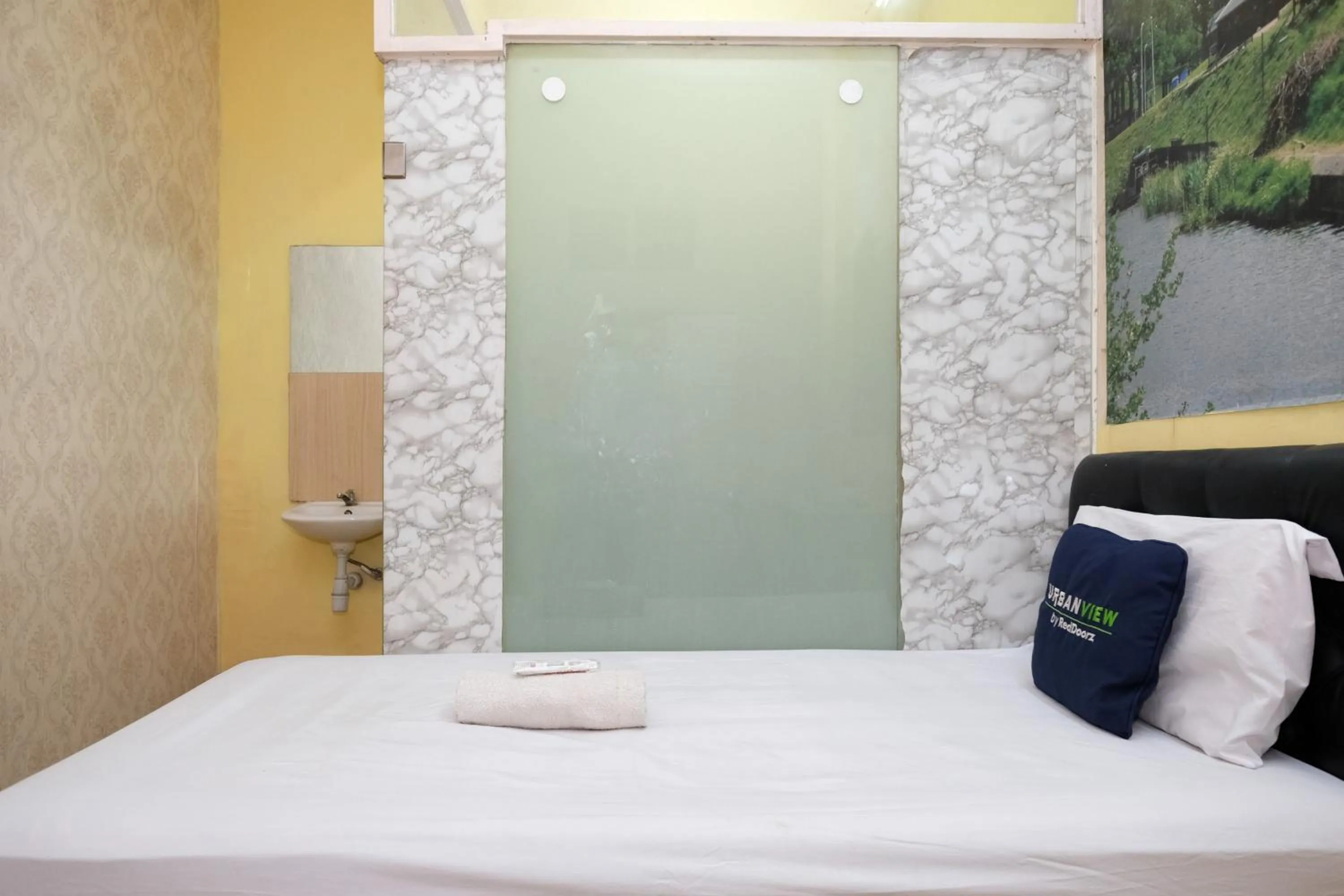 Bedroom, Bed in Urbanview Hotel Gangnam near Mall Olympic Garden