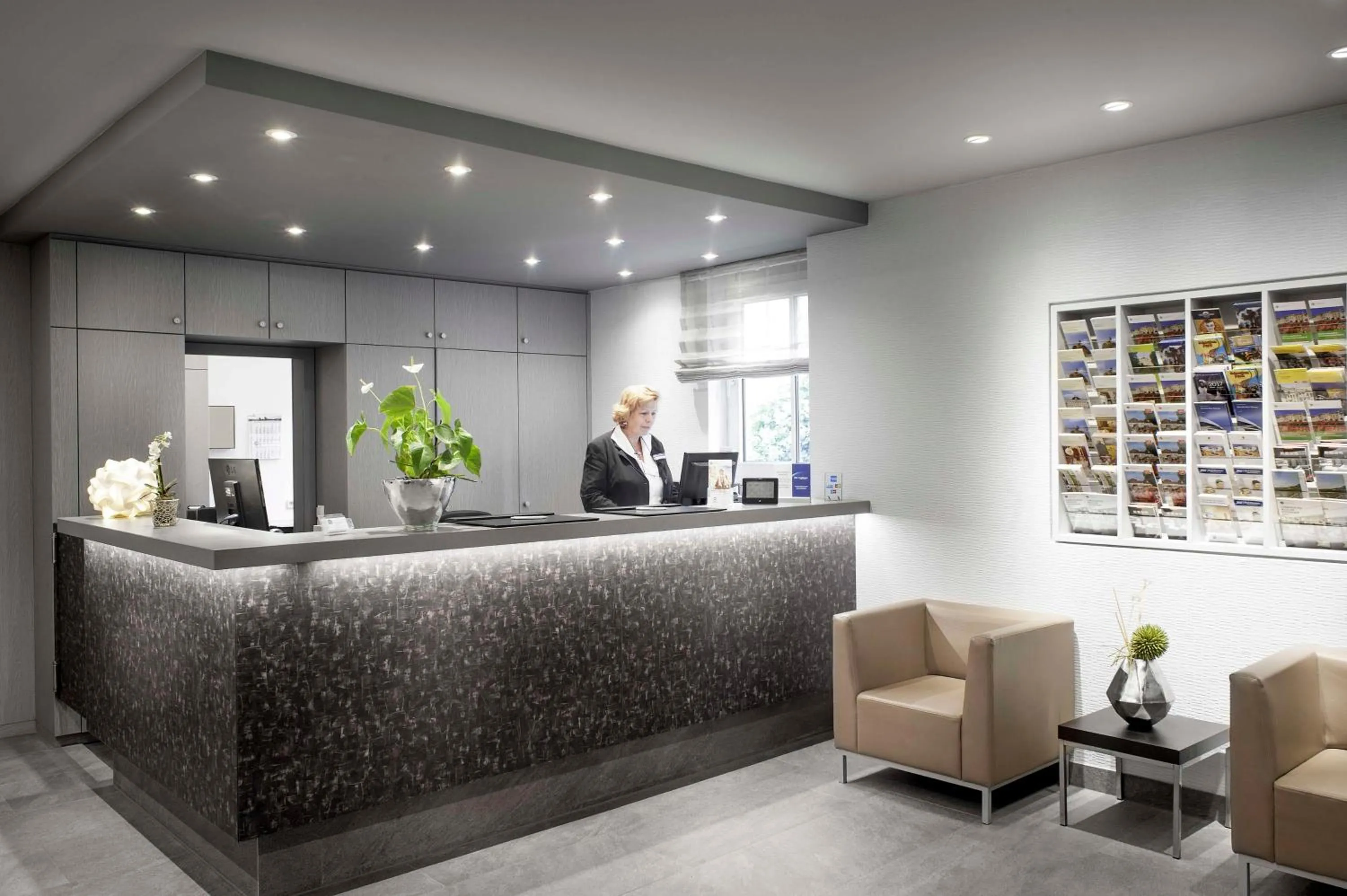 Lobby or reception in Best Western Hotel Favorit