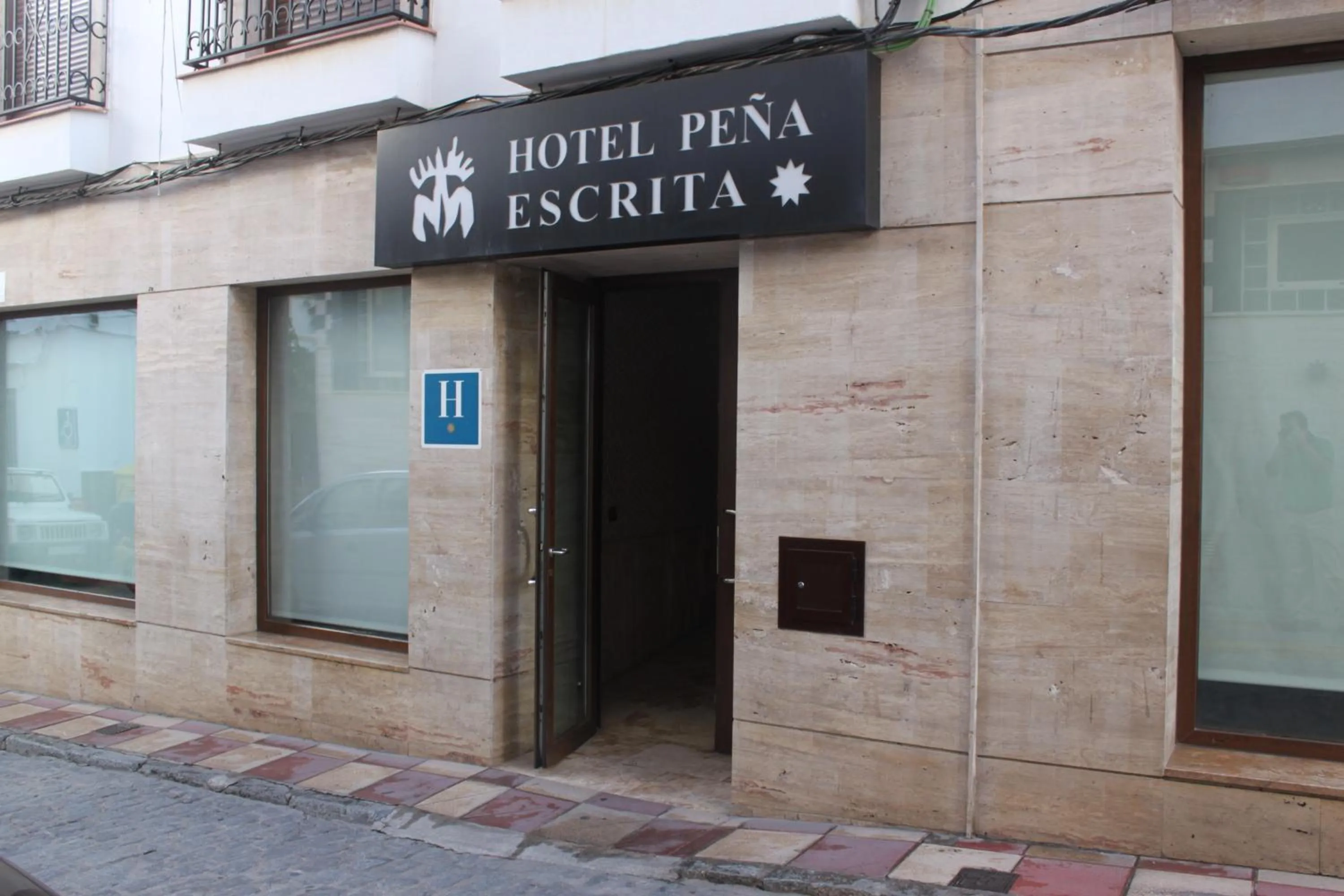 Facade/entrance in Hotel Peña Escrita
