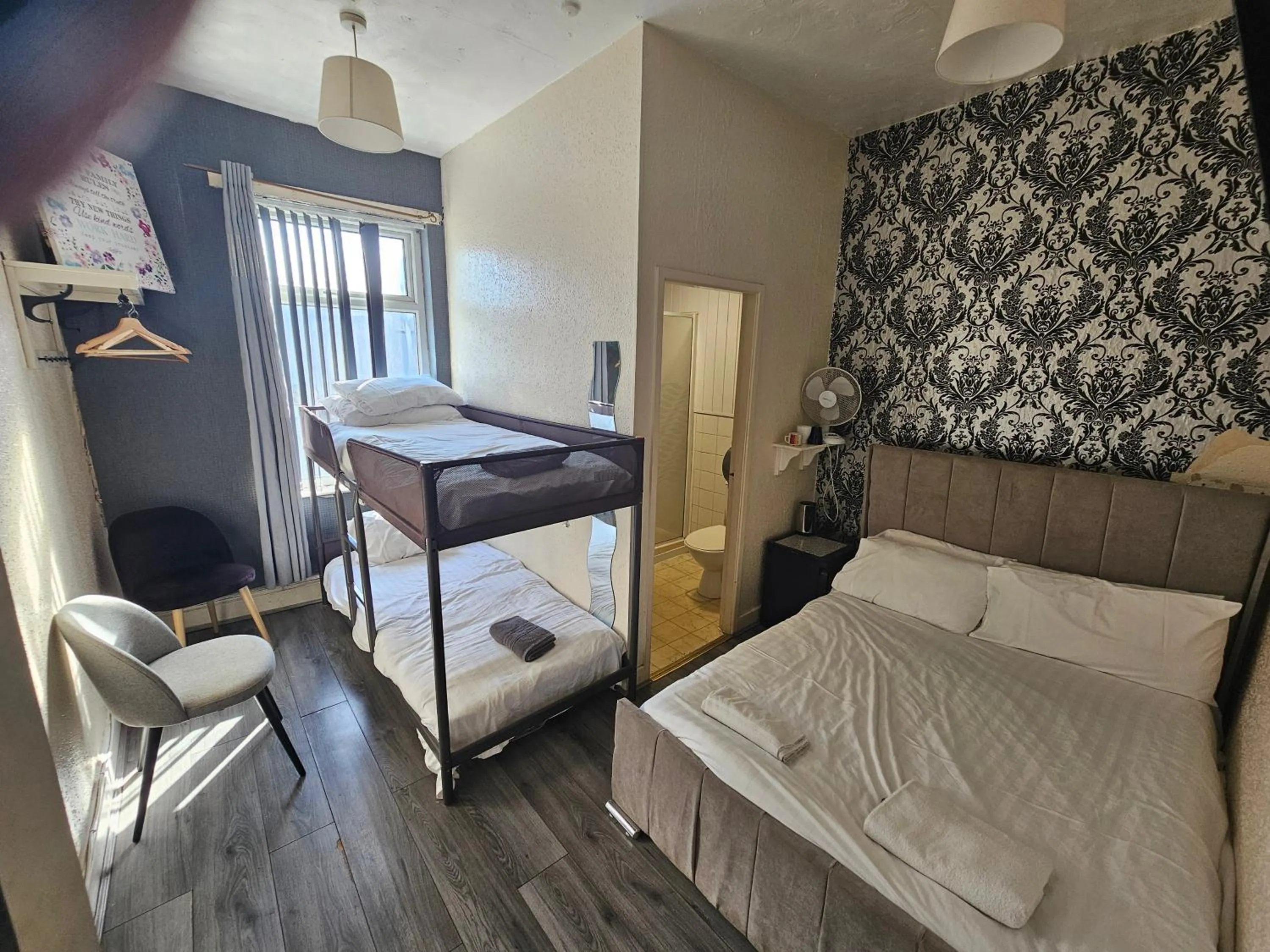 Bed in Tamarind Cove & Barrons Hotel