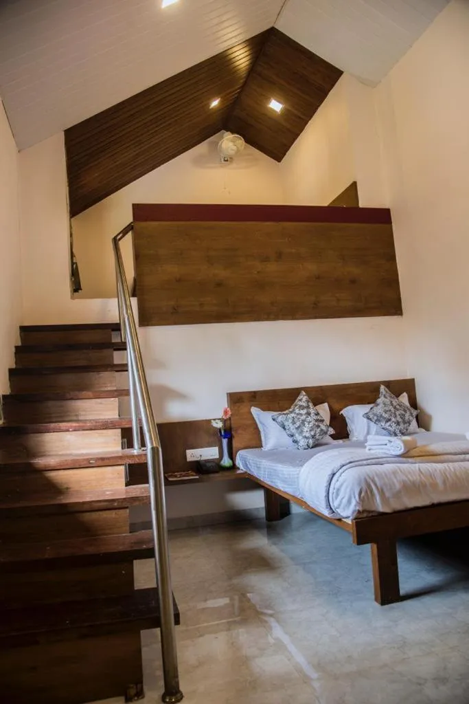 Family, Bed in Stone shelter