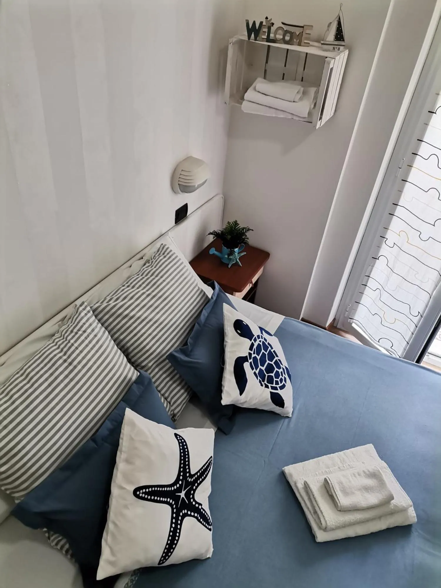 Bed in hotel colibri