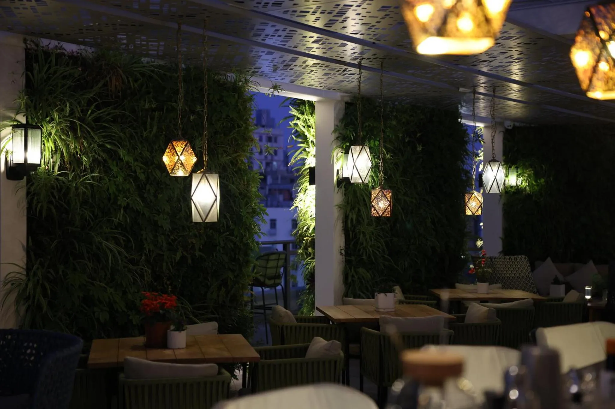 Lounge or bar in EVEN Hotel Shenzhen Nanshan by IHG