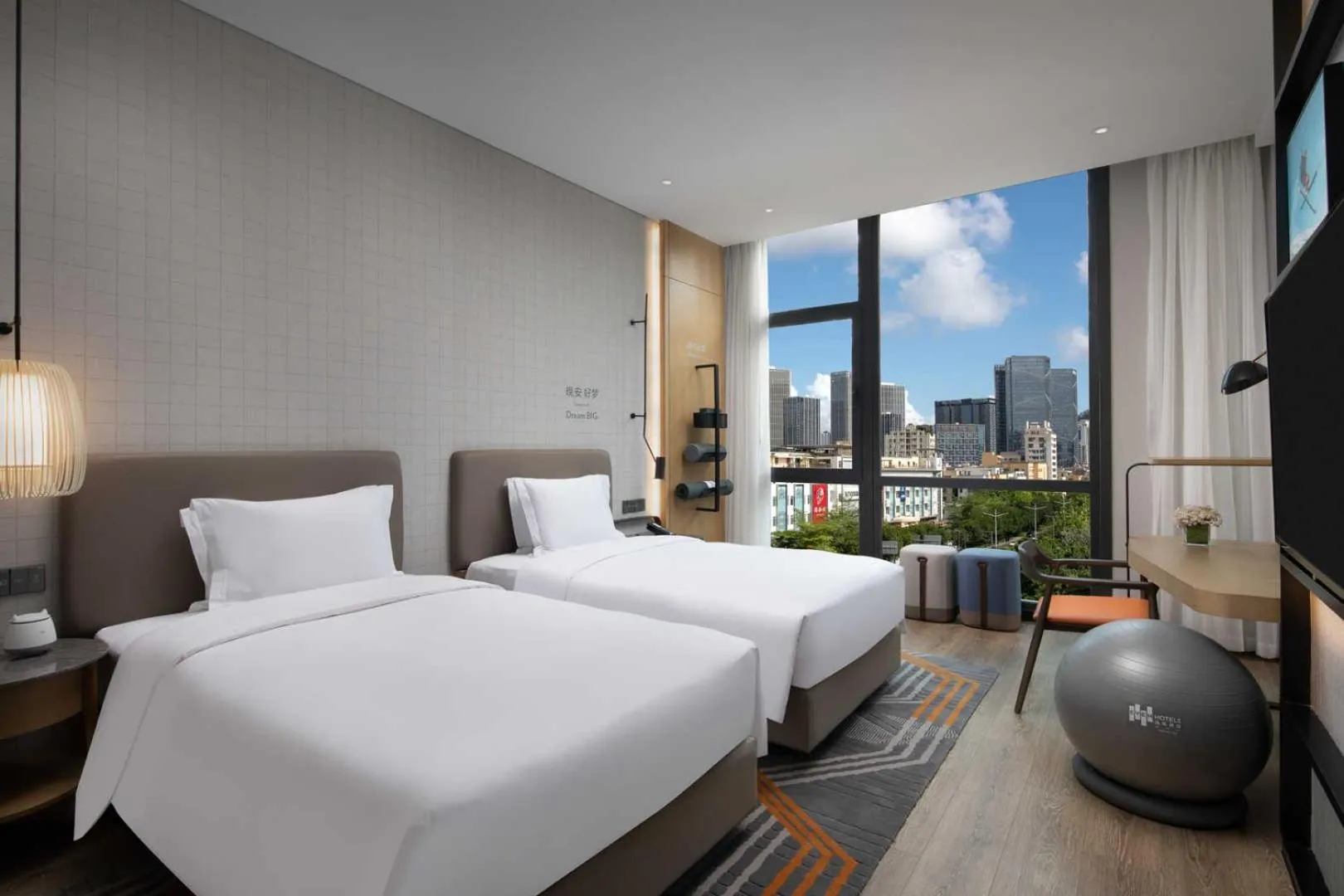 City view, Bed in EVEN Hotel Shenzhen Nanshan by IHG