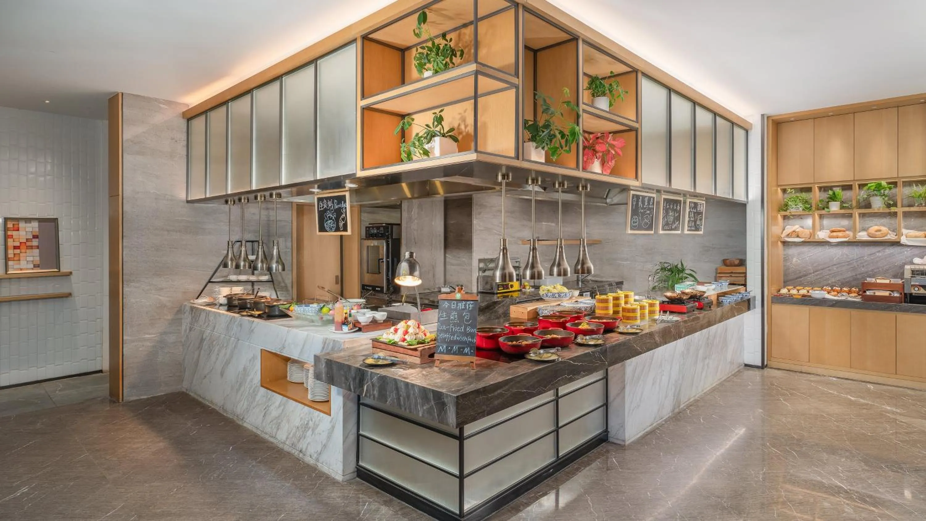 Restaurant/places to eat in EVEN Hotel Shenzhen Nanshan by IHG