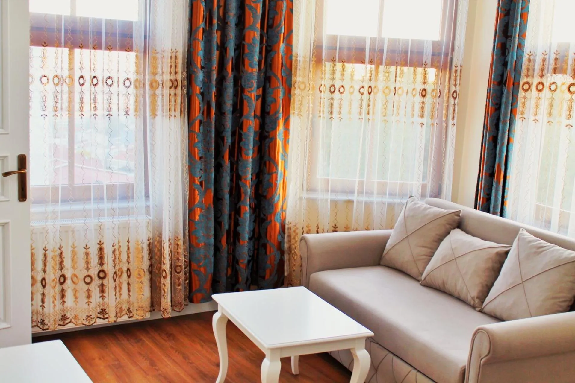 Seating area in IQ Hotel Galatasaray