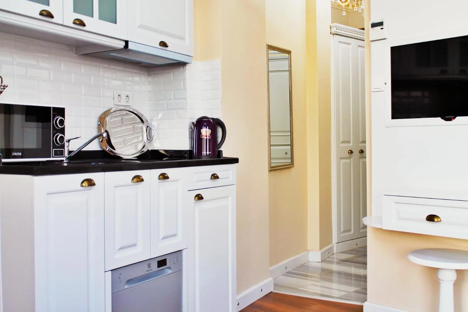 TV and multimedia in IQ Hotel Galatasaray