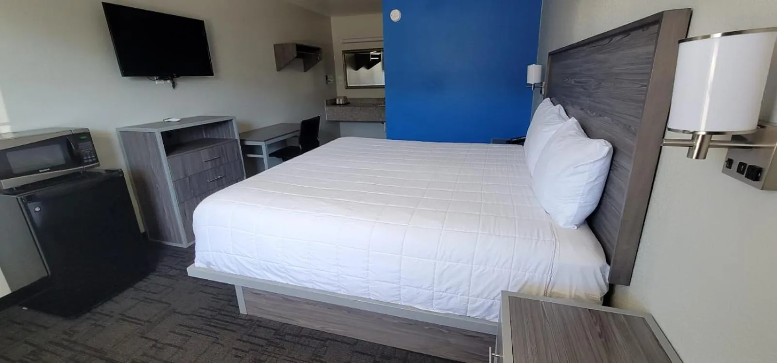 Bed in Green Country Inn