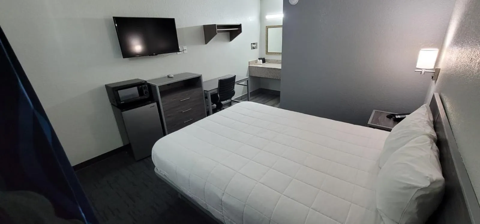 Bed in Green Country Inn