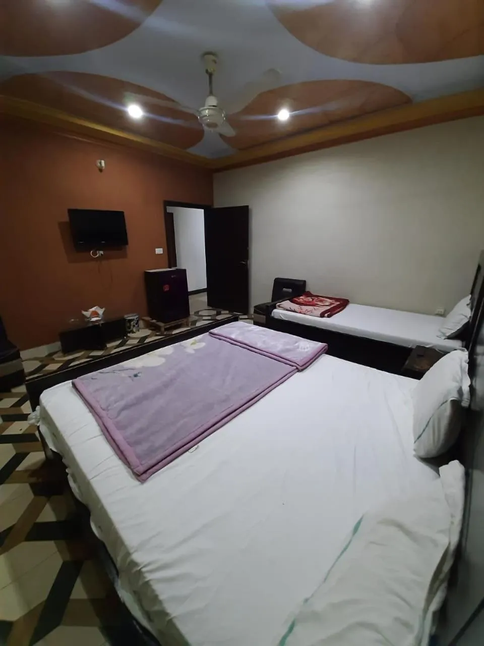 Bed in Hotels Inn Multan Laxen Inn Multan Hotels Pakistan