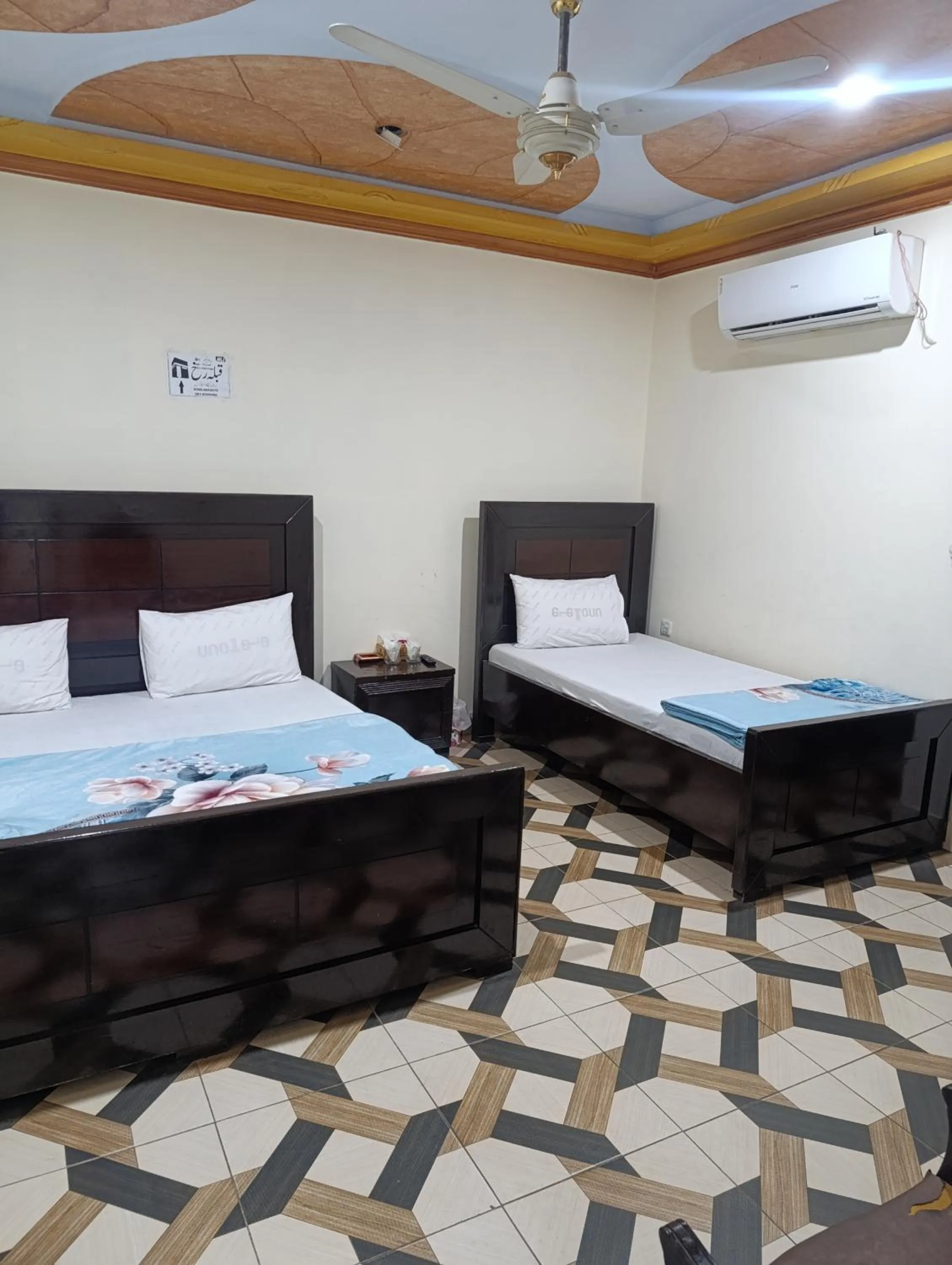 Bed in Hotels Inn Multan Laxen Inn Multan Hotels Pakistan