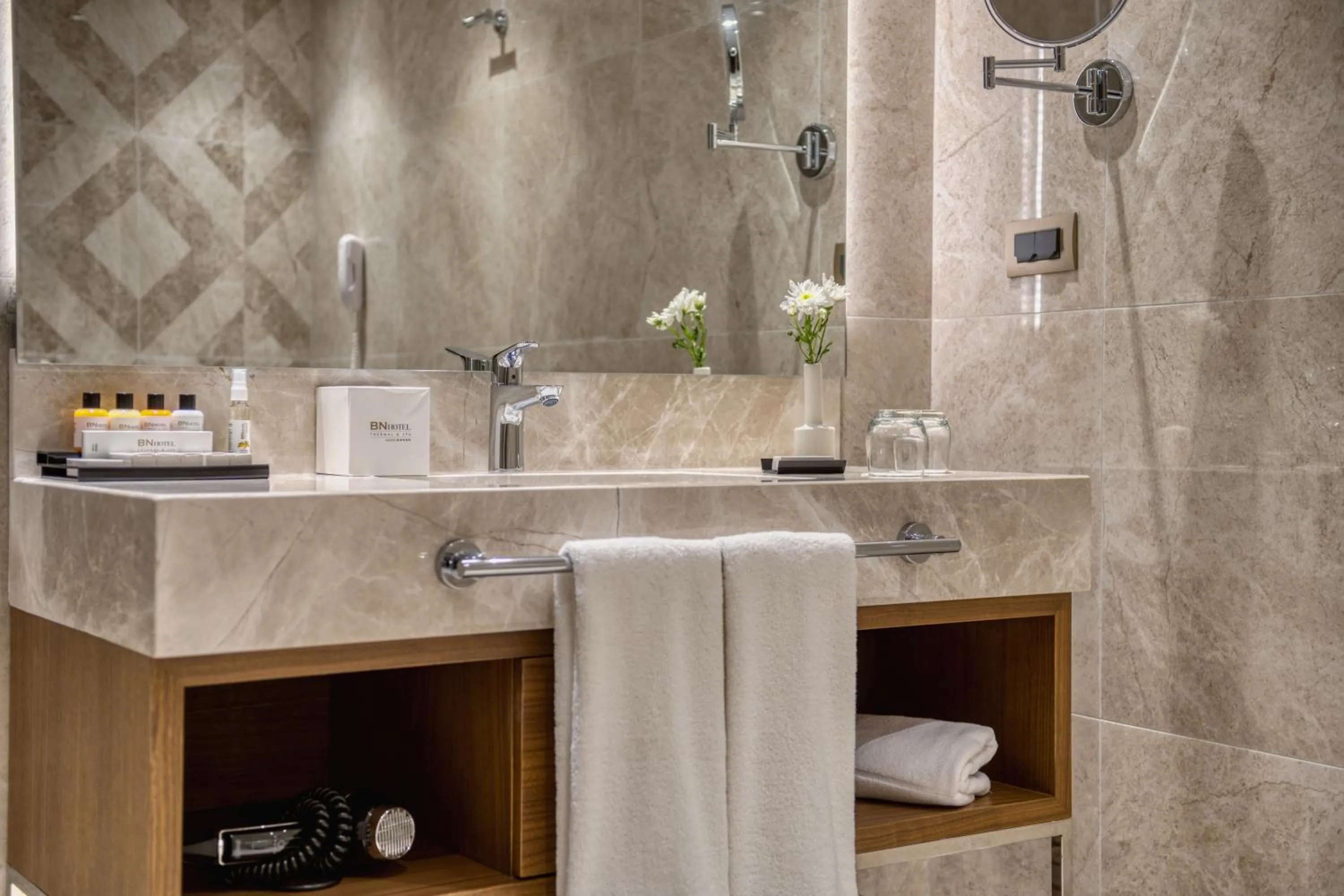 Bathroom in BN Hotel Thermal & Wellness