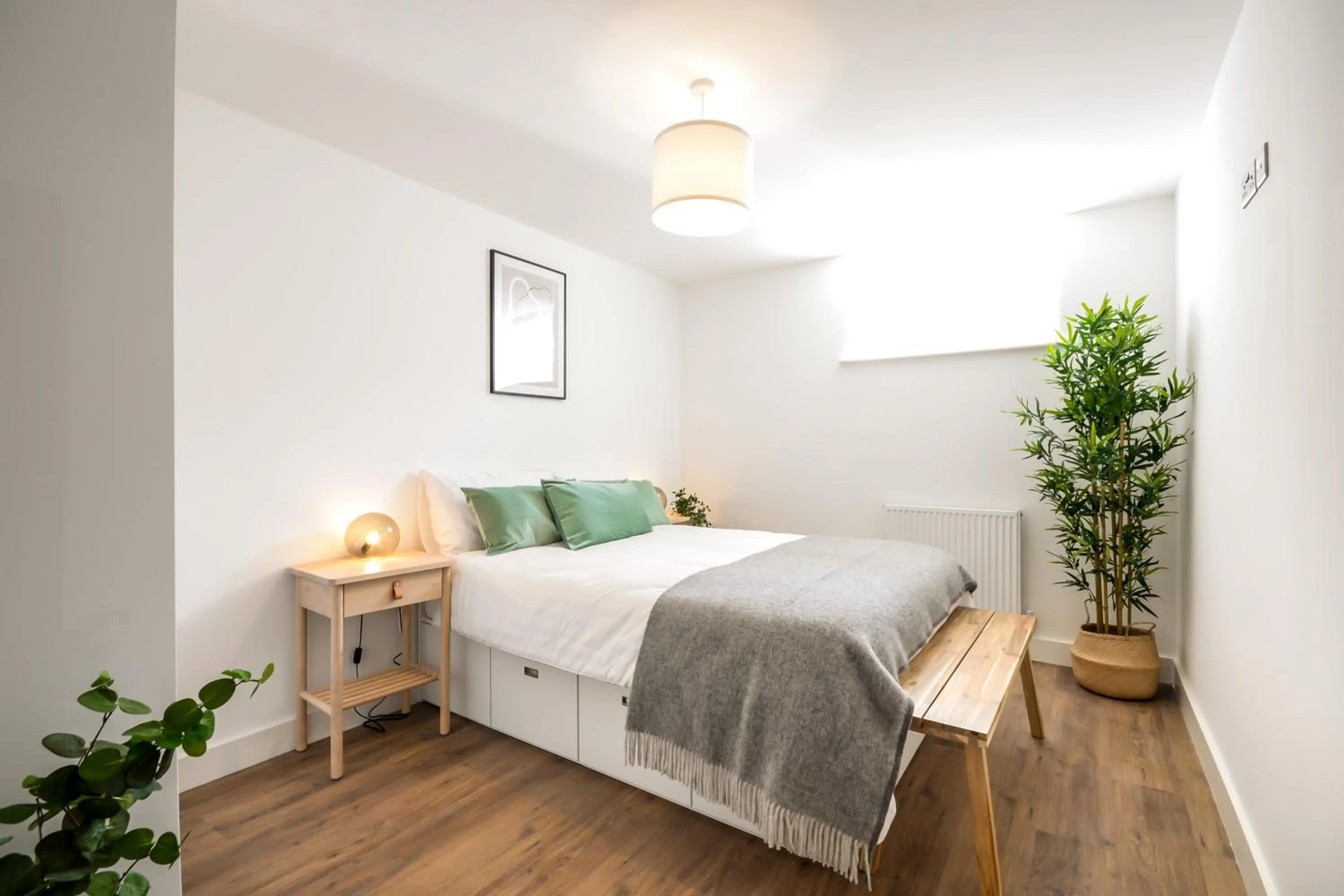 Bed in Concorde House Luxury Apartments - Chester