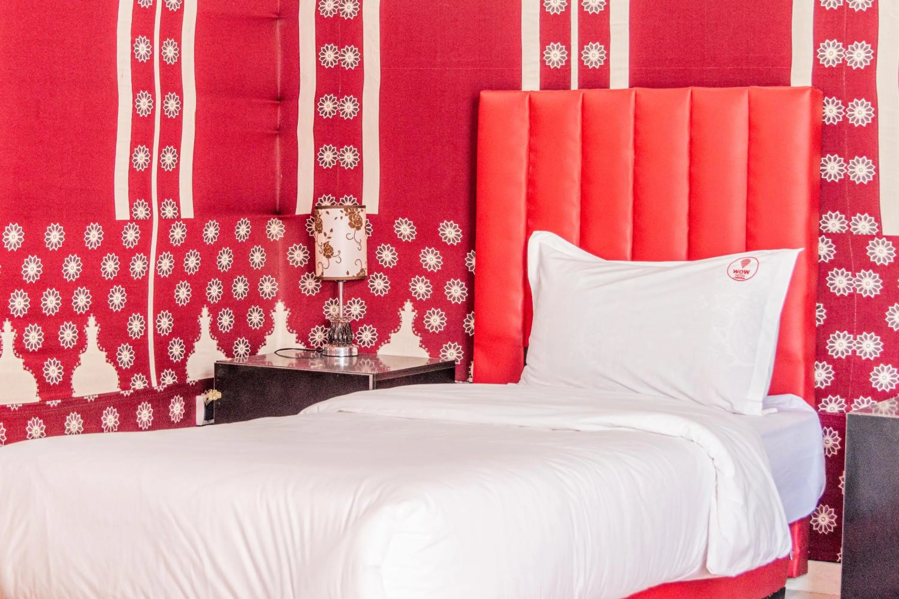 Bed in Hotel WOW