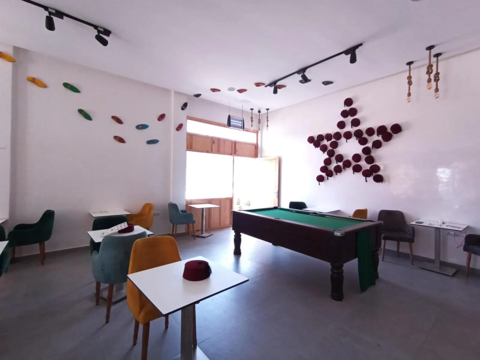 Billiard in Hotel WOW