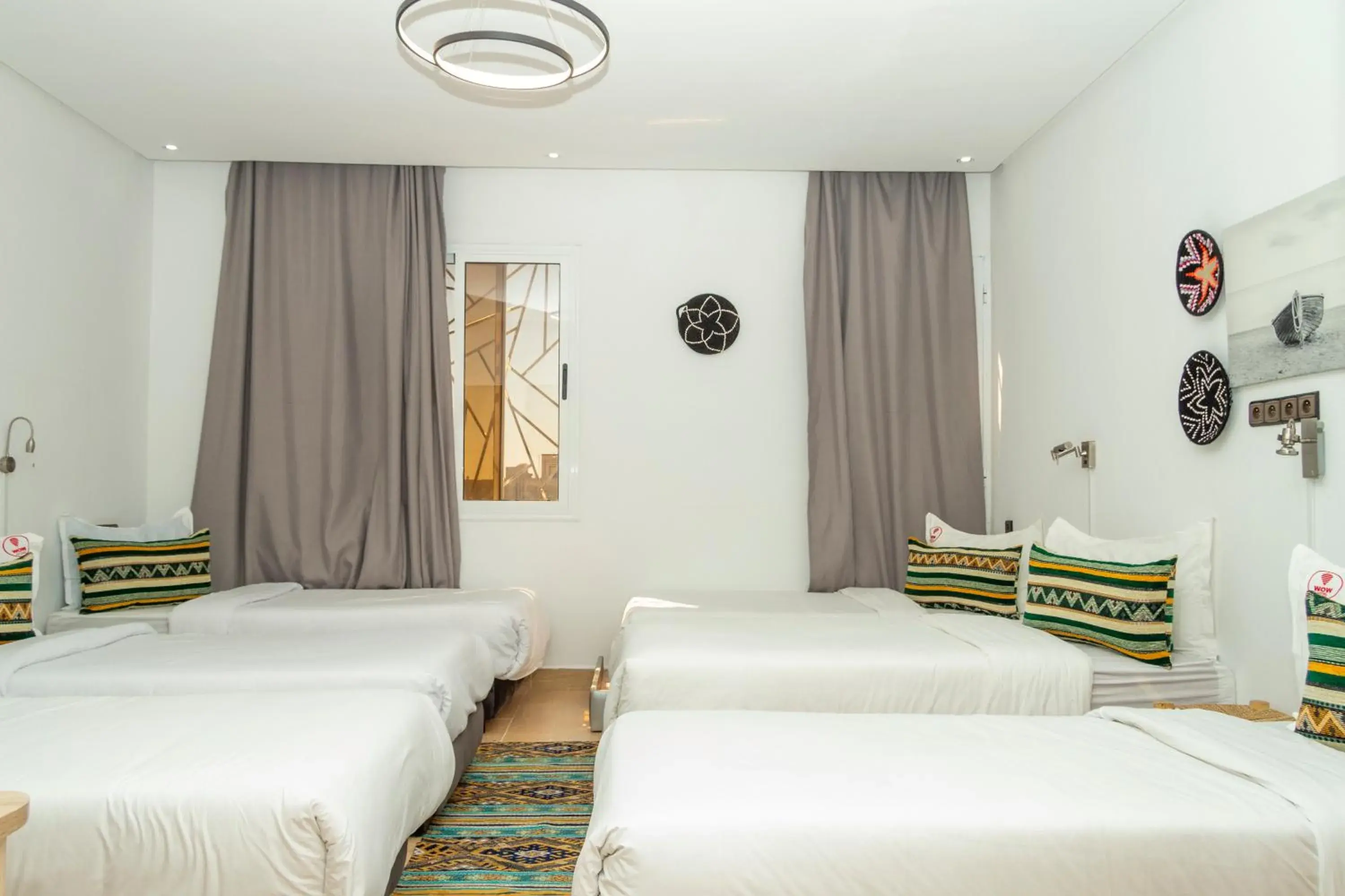 Bed in 6-Bed Dormitory Room in Hotel WOW Bed in 6-Bed Dormitory Room in Hotel WOW