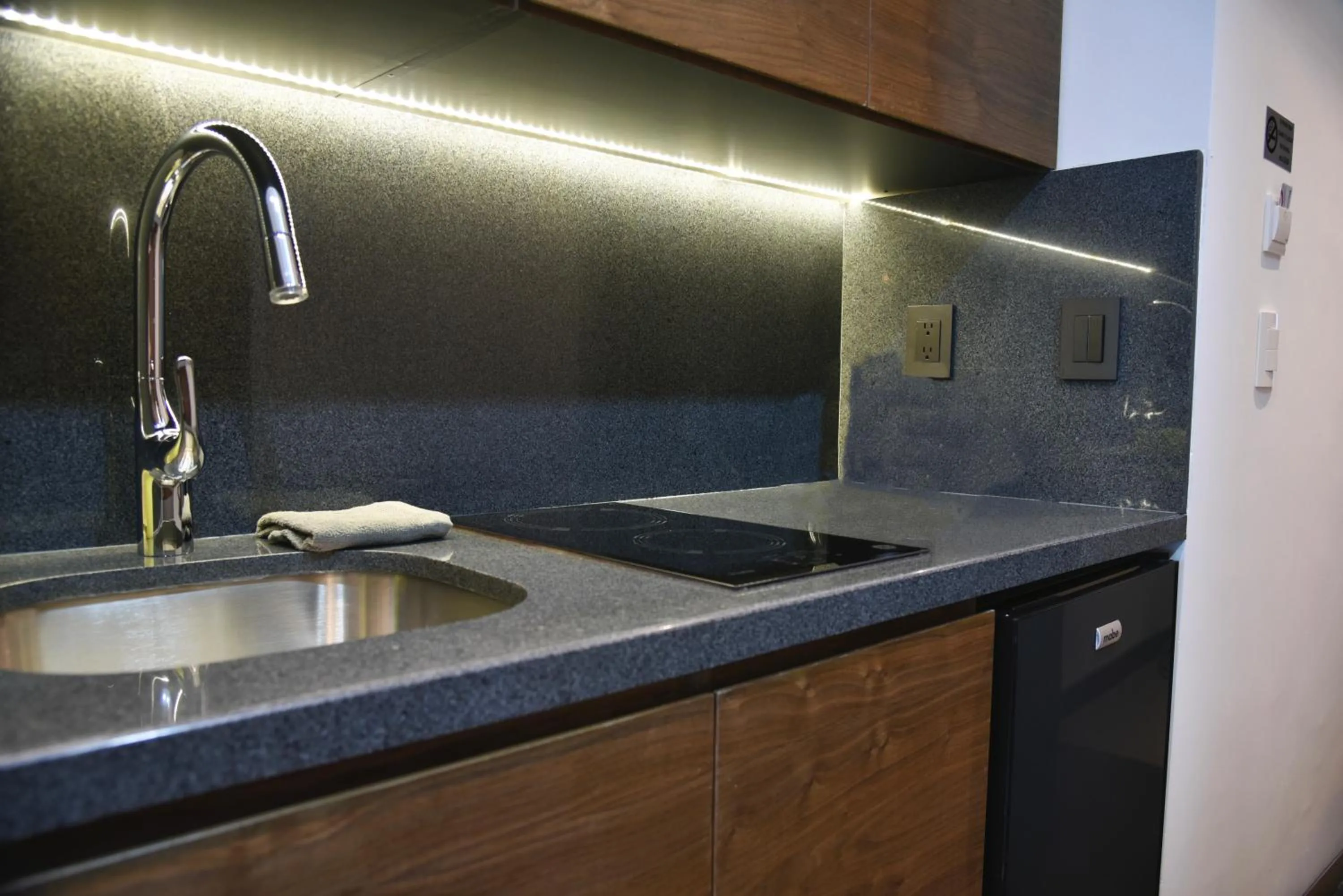 Kitchen or kitchenette in Suites BQ