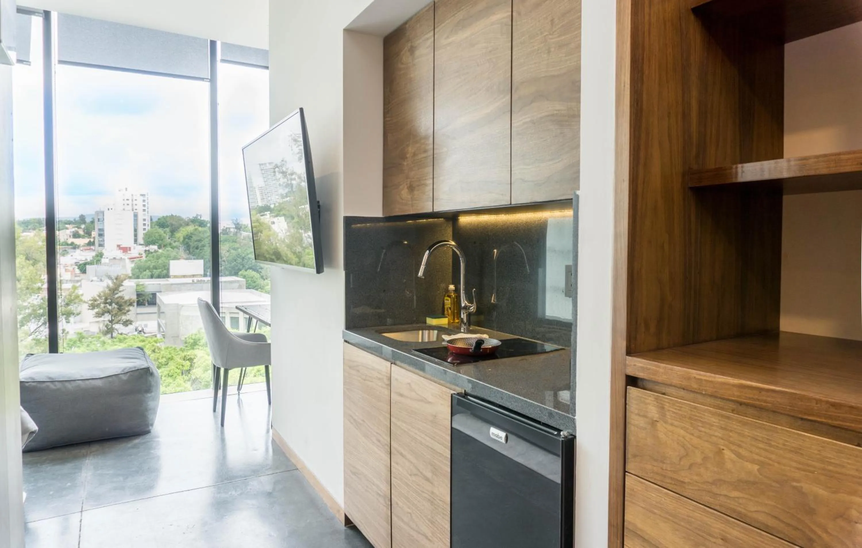 Kitchen or kitchenette in Suites BQ
