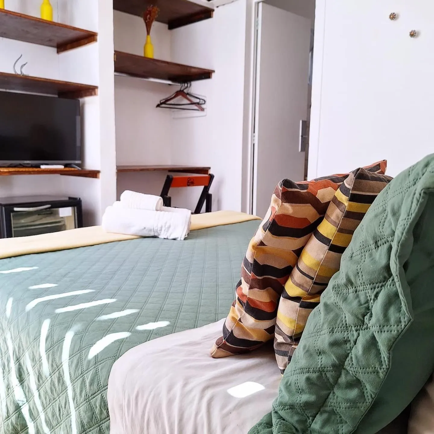 Bedroom, Bed in Porto Mar de Búzios