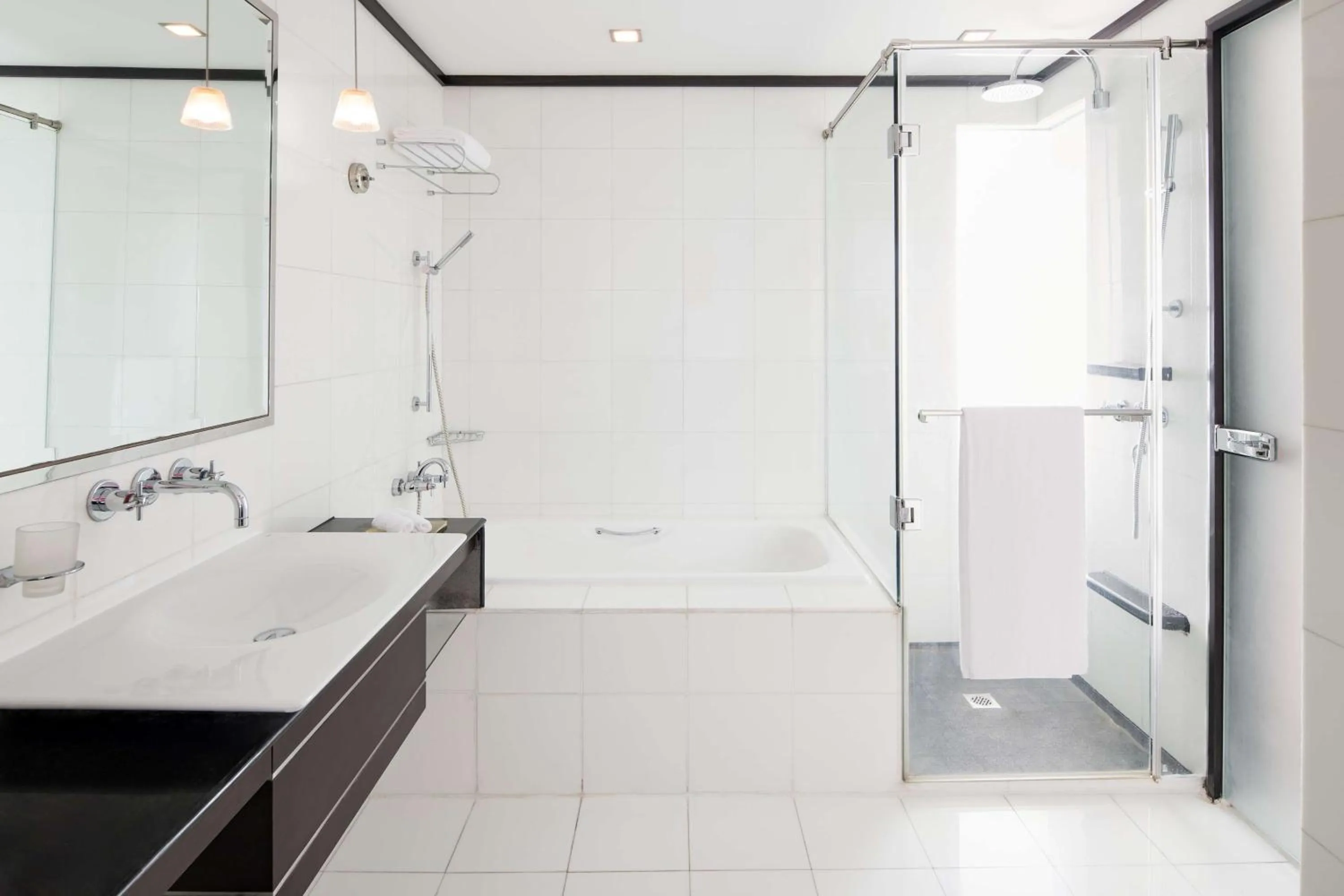 Toilet in Radisson Blu Hotel, Dubai Media City