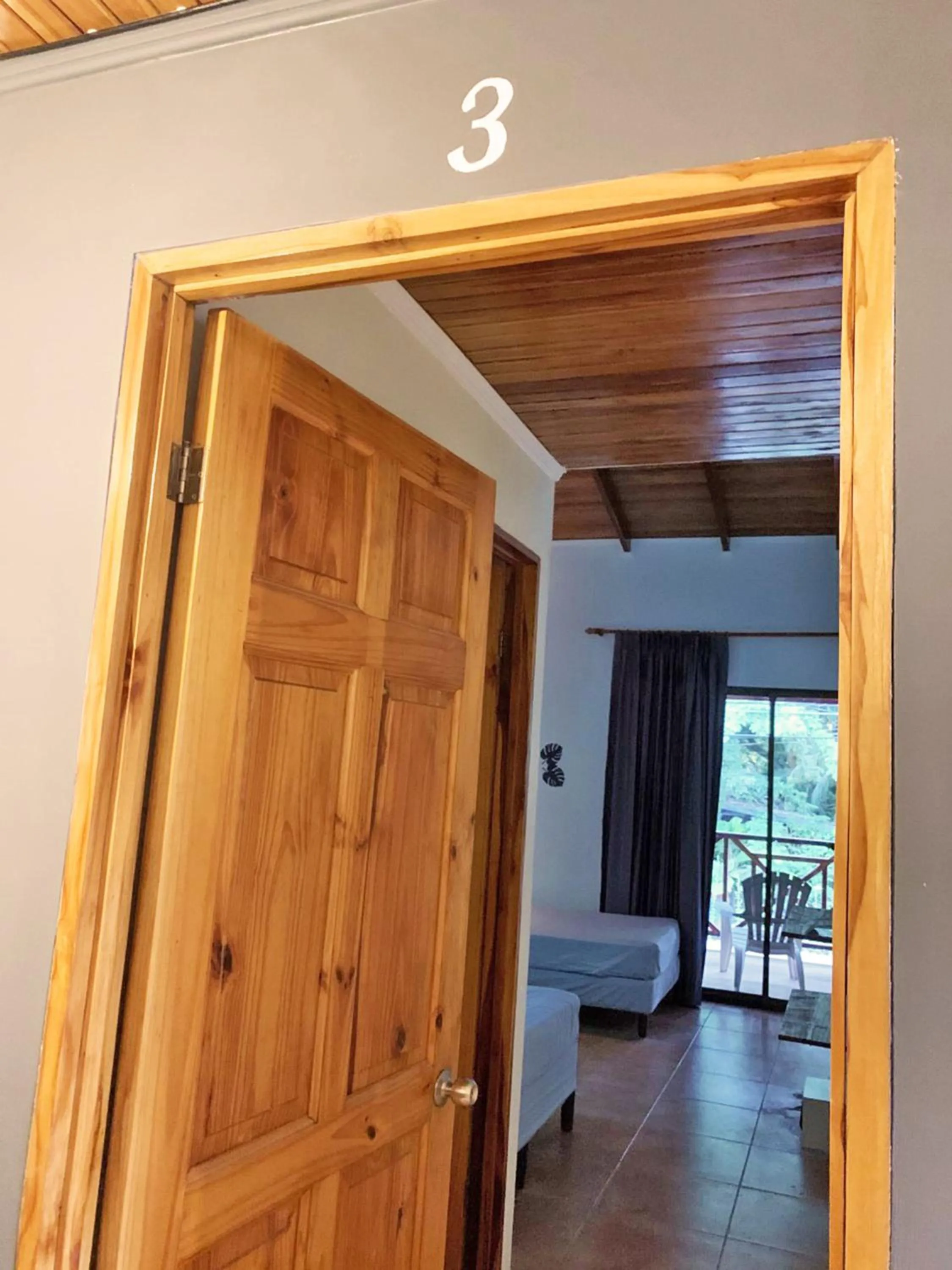 Facade/entrance, Bed in Point Break Santa Teresa