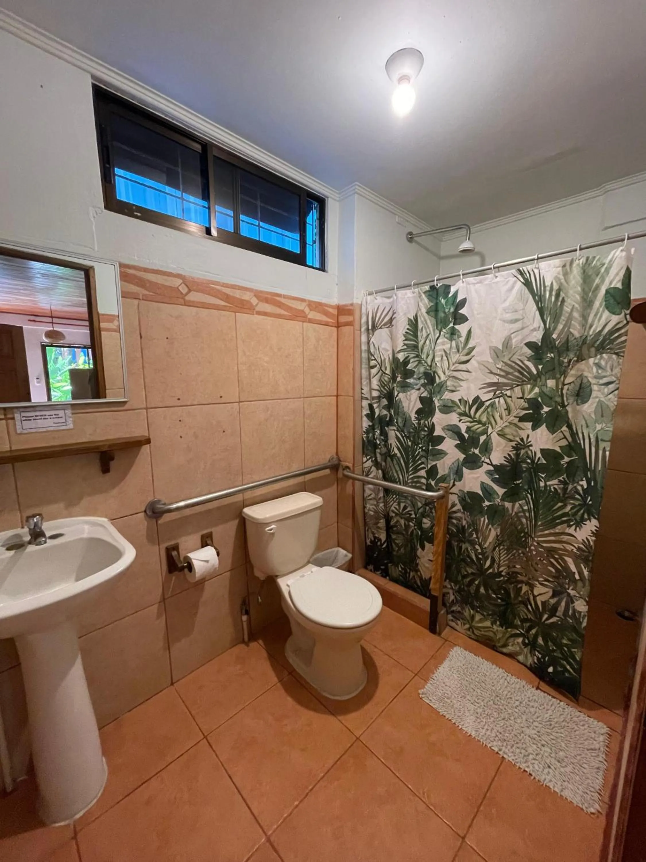 Bathroom in Point Break Santa Teresa