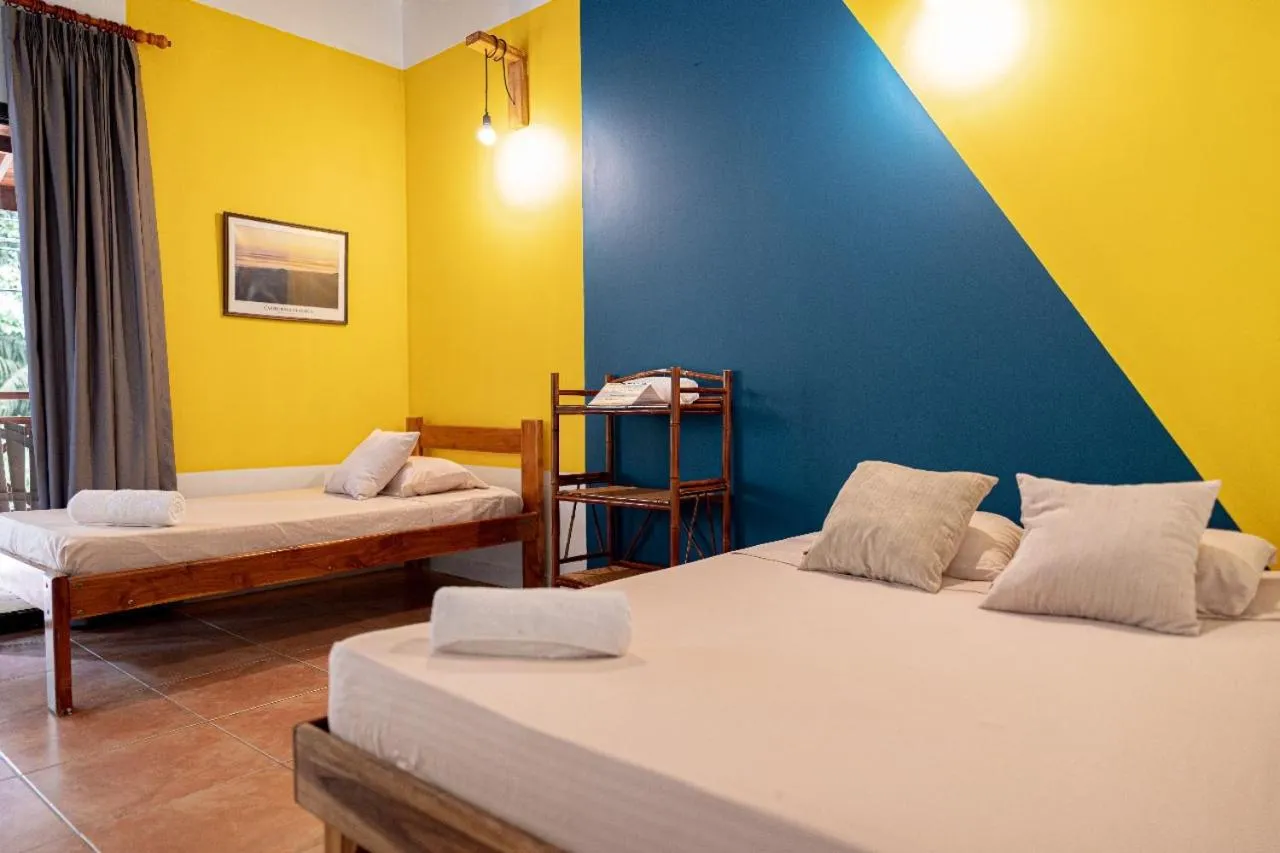 Bed in Point Break Santa Teresa