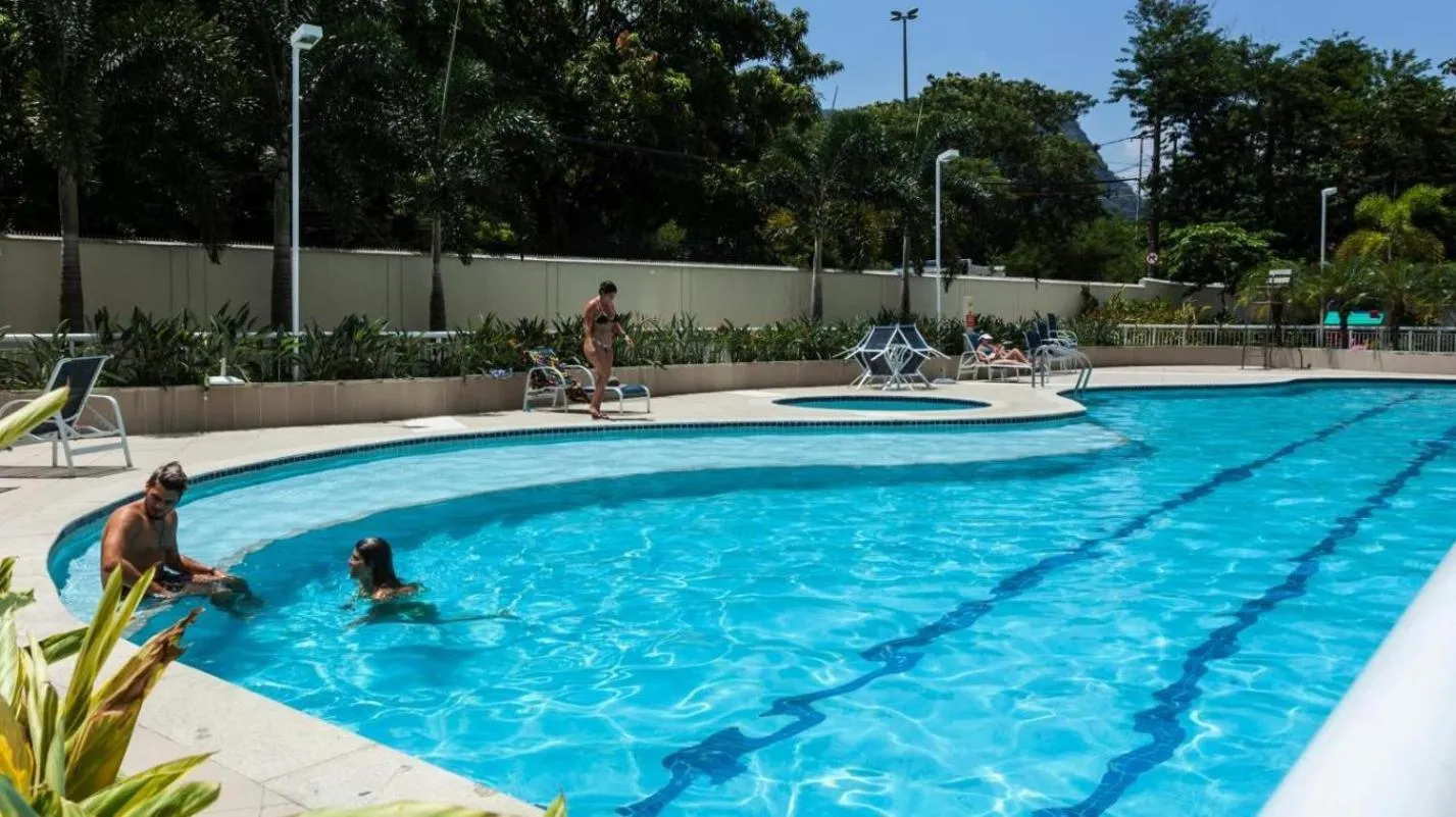 Swimming pool in Rio stay RioCentroParque Olímpico