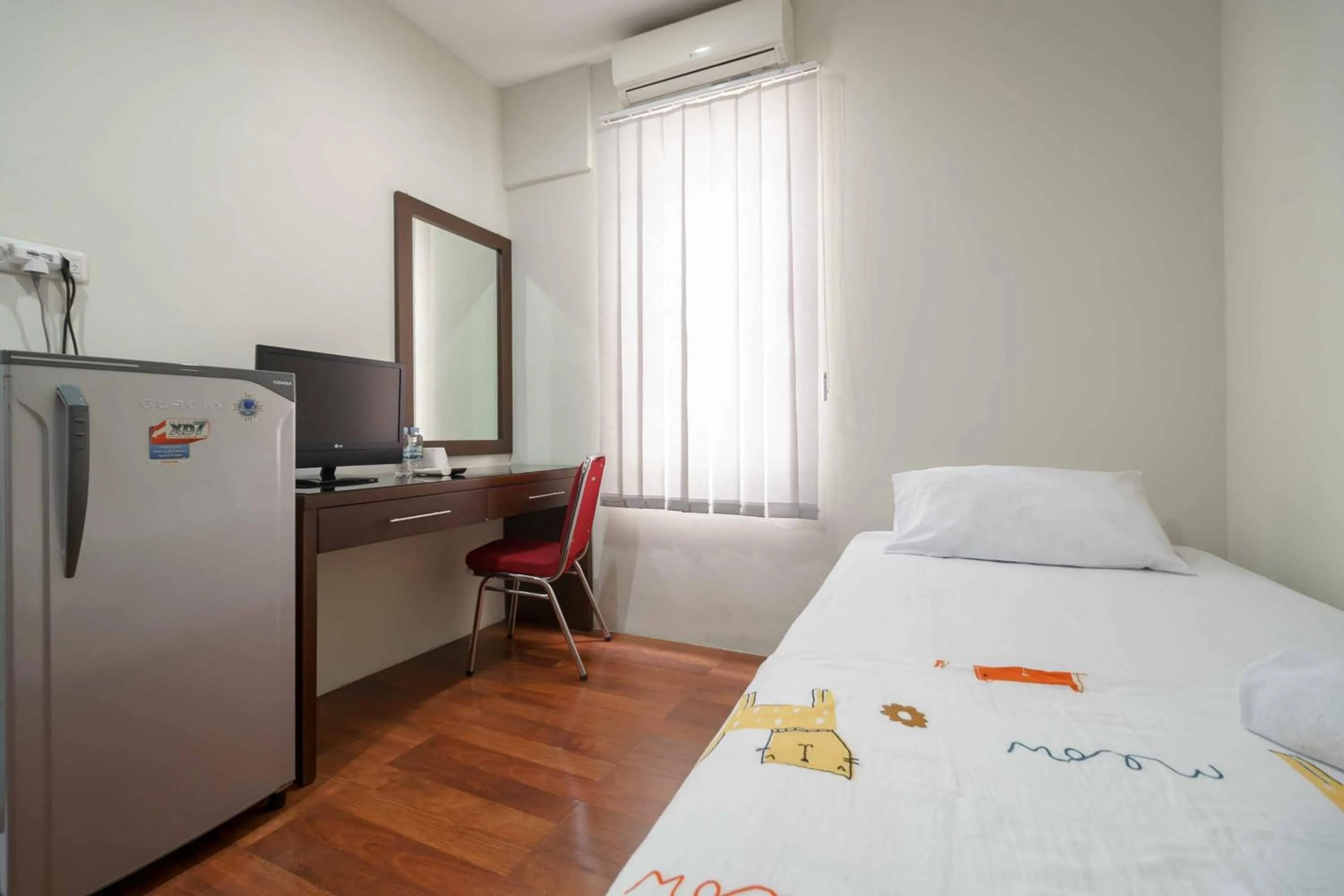 Bed in Avalon Karawaci Mitra RedDoorz