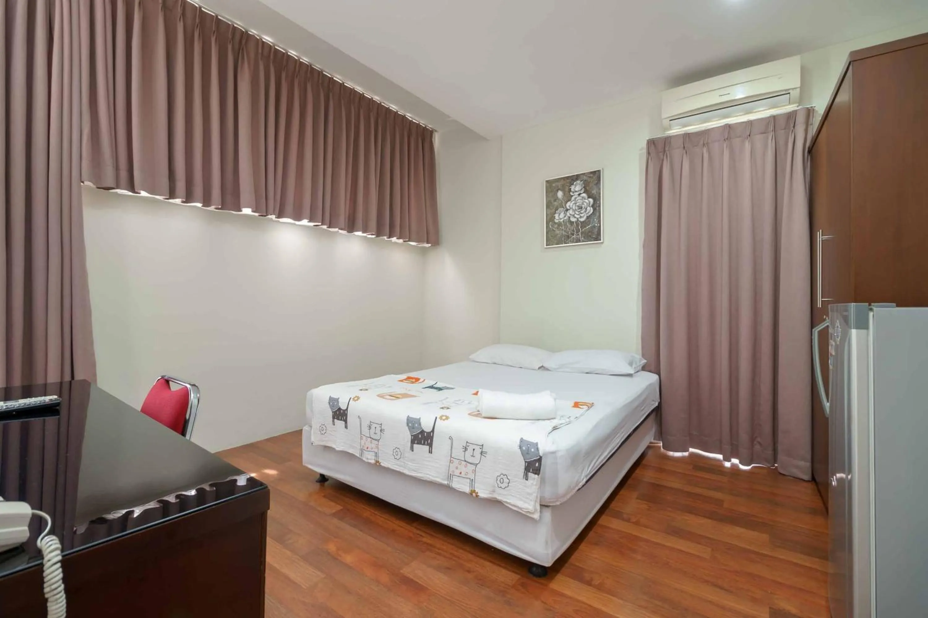 Bed in Avalon Karawaci Mitra RedDoorz