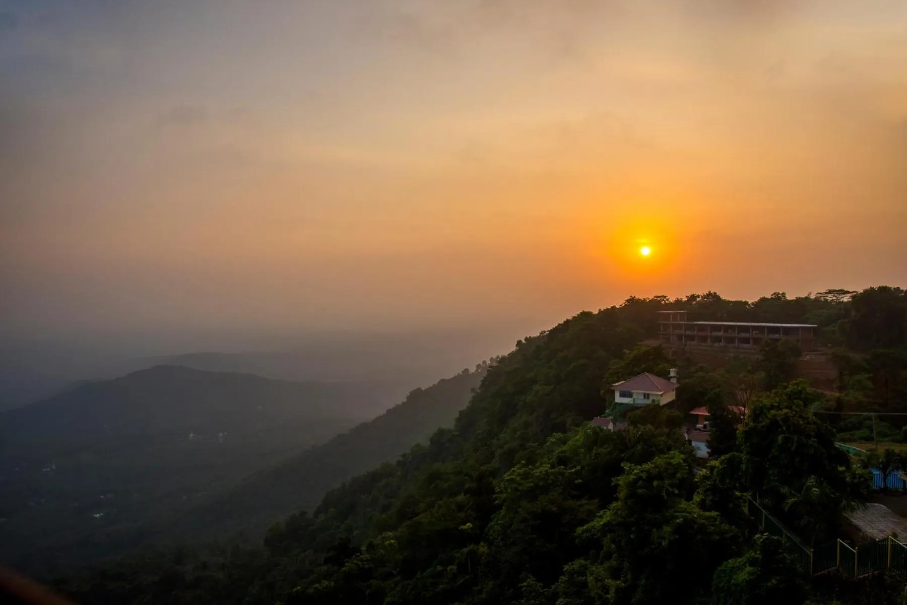 CHILLAX Resorts Palakkayam THATTU