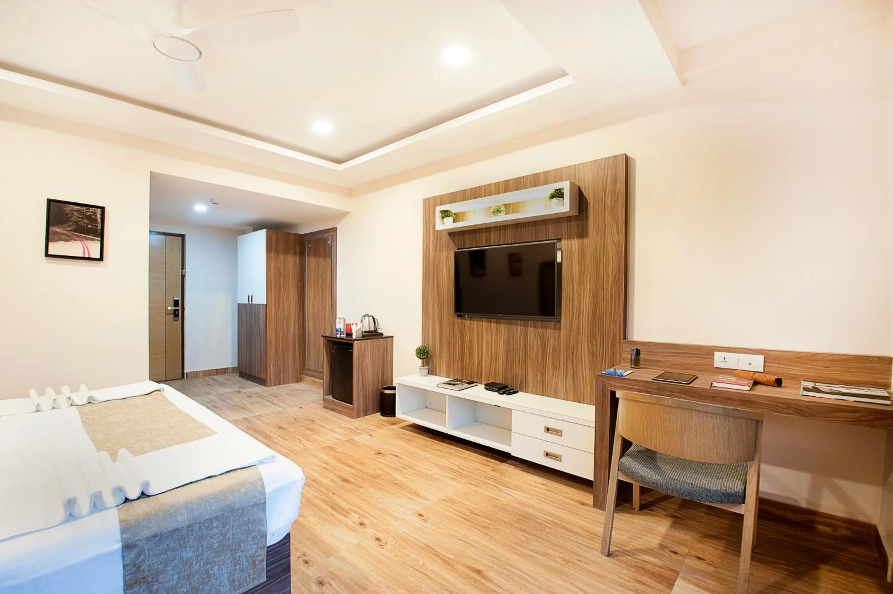 Photo of the whole room in ABM Boutique Hotel by Purple Cloud