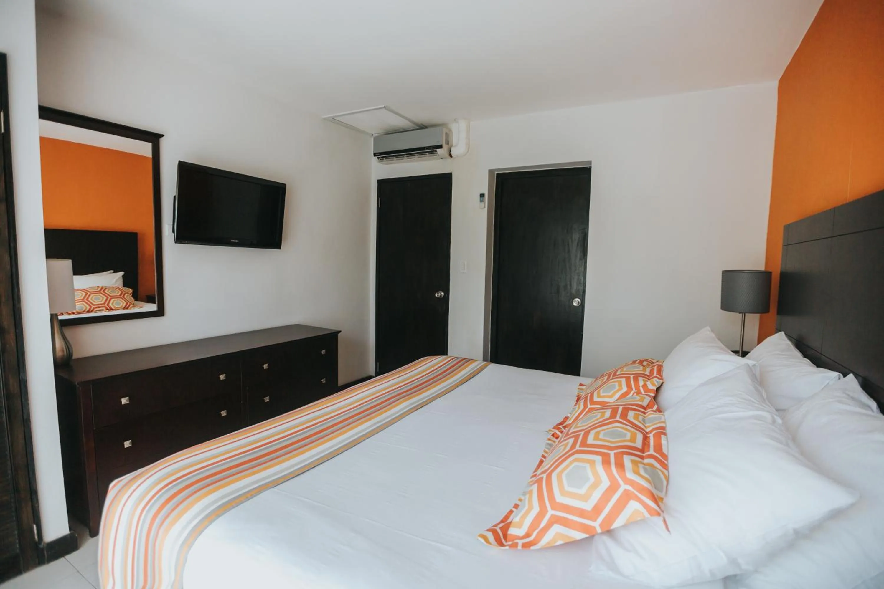 Photo of the whole room in Talk of the Town Beach Hotel & Beach Club by GH Hoteles