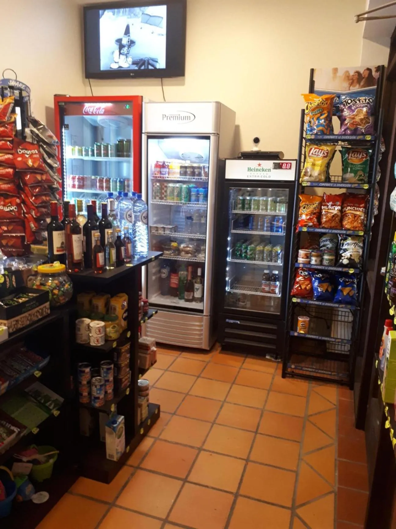 Supermarket/grocery shop in Talk of the Town Beach Hotel & Beach Club by GH Hoteles