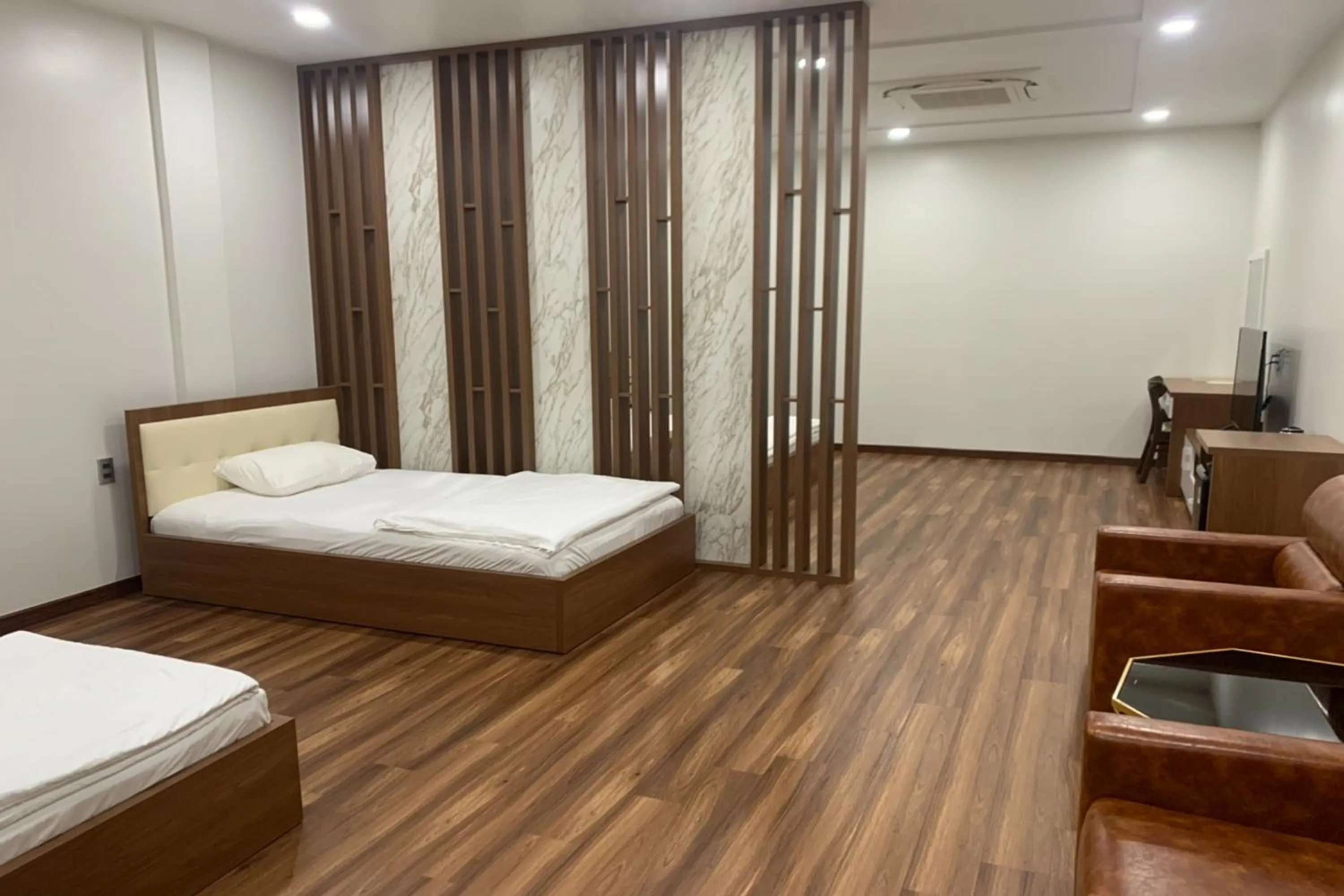 Bed in Hoang Hung Hotel