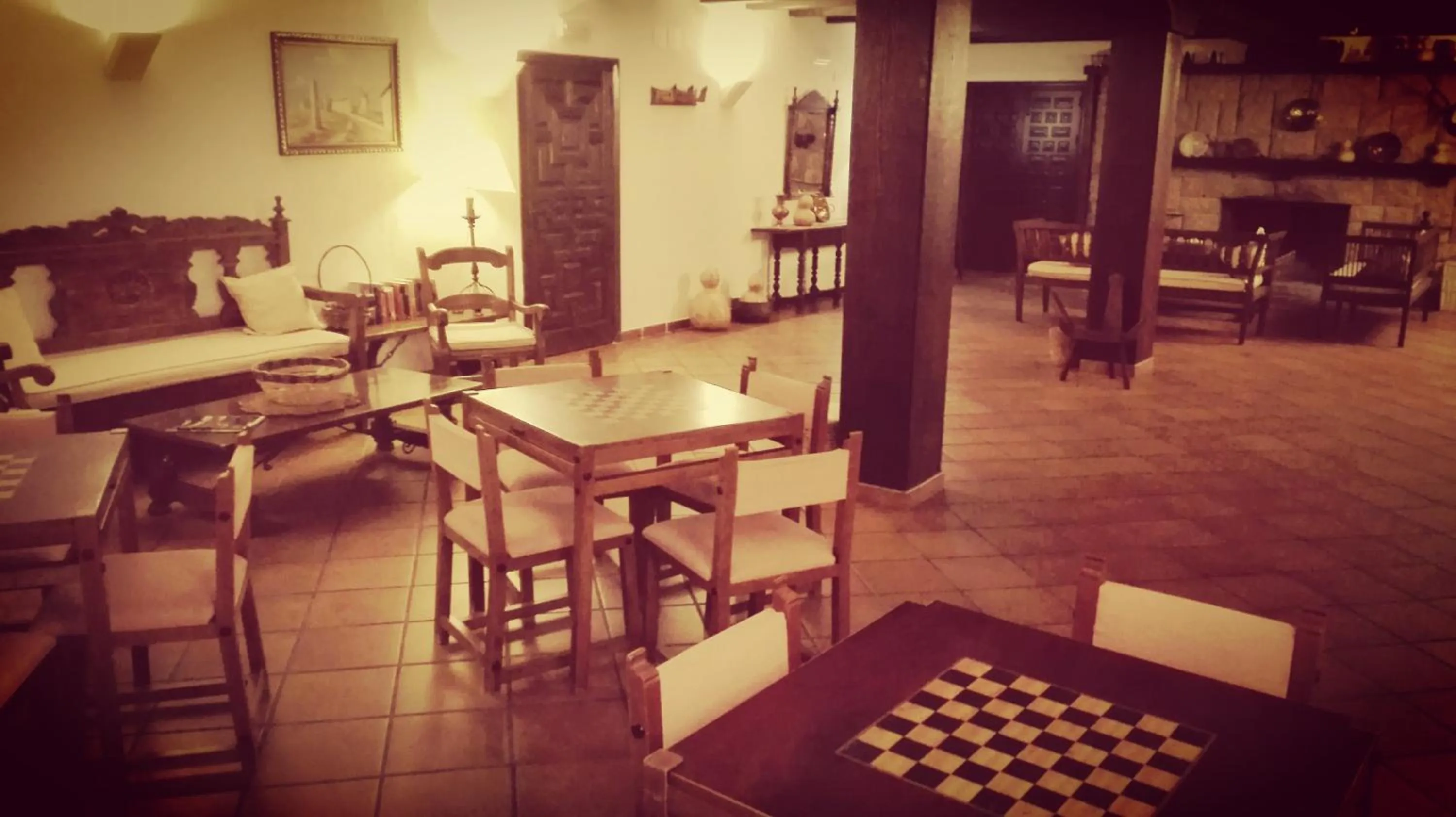 Communal lounge/ TV room in Hotel El Puerto