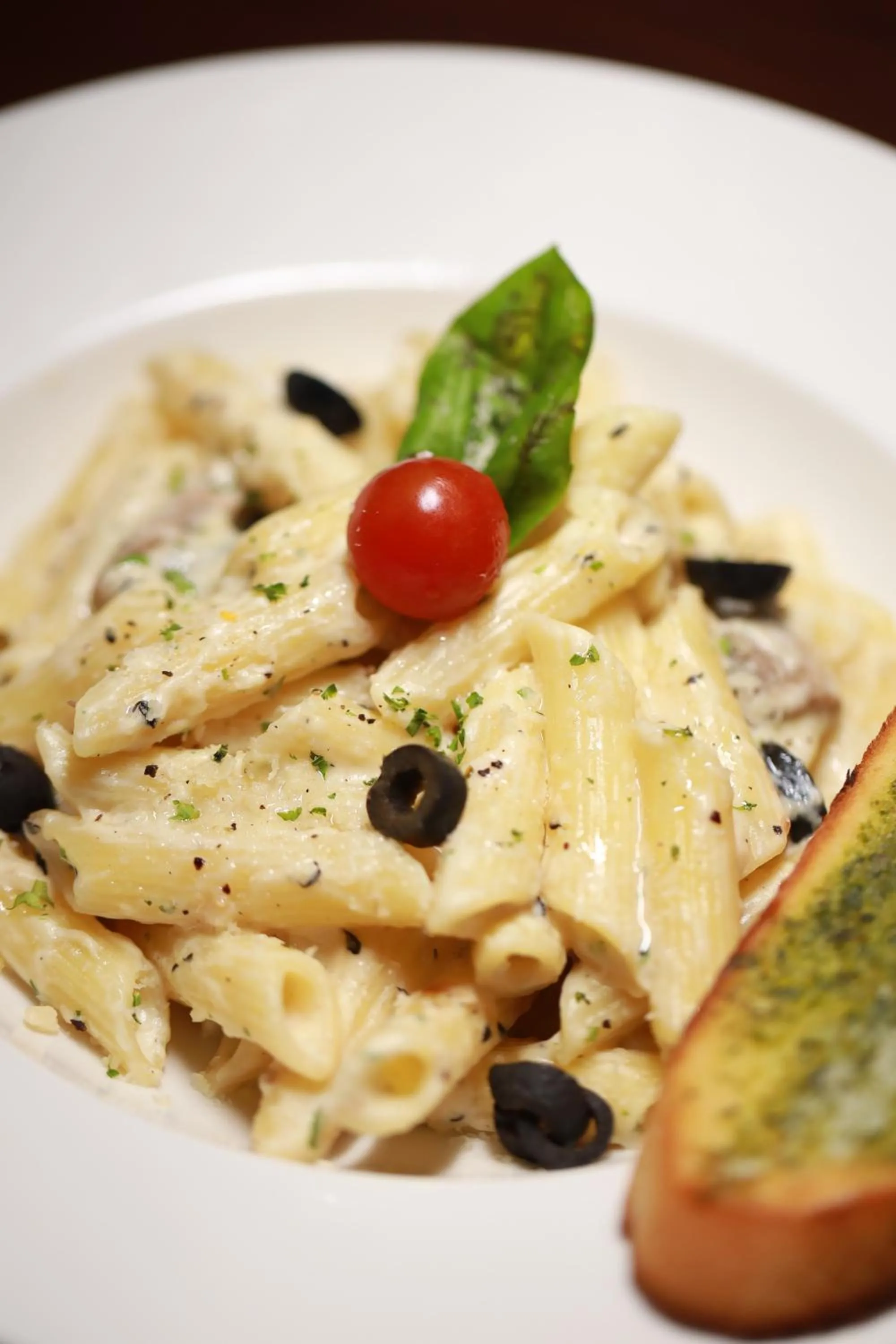 Restaurant/places to eat in Grand Padappai Residency - GPR