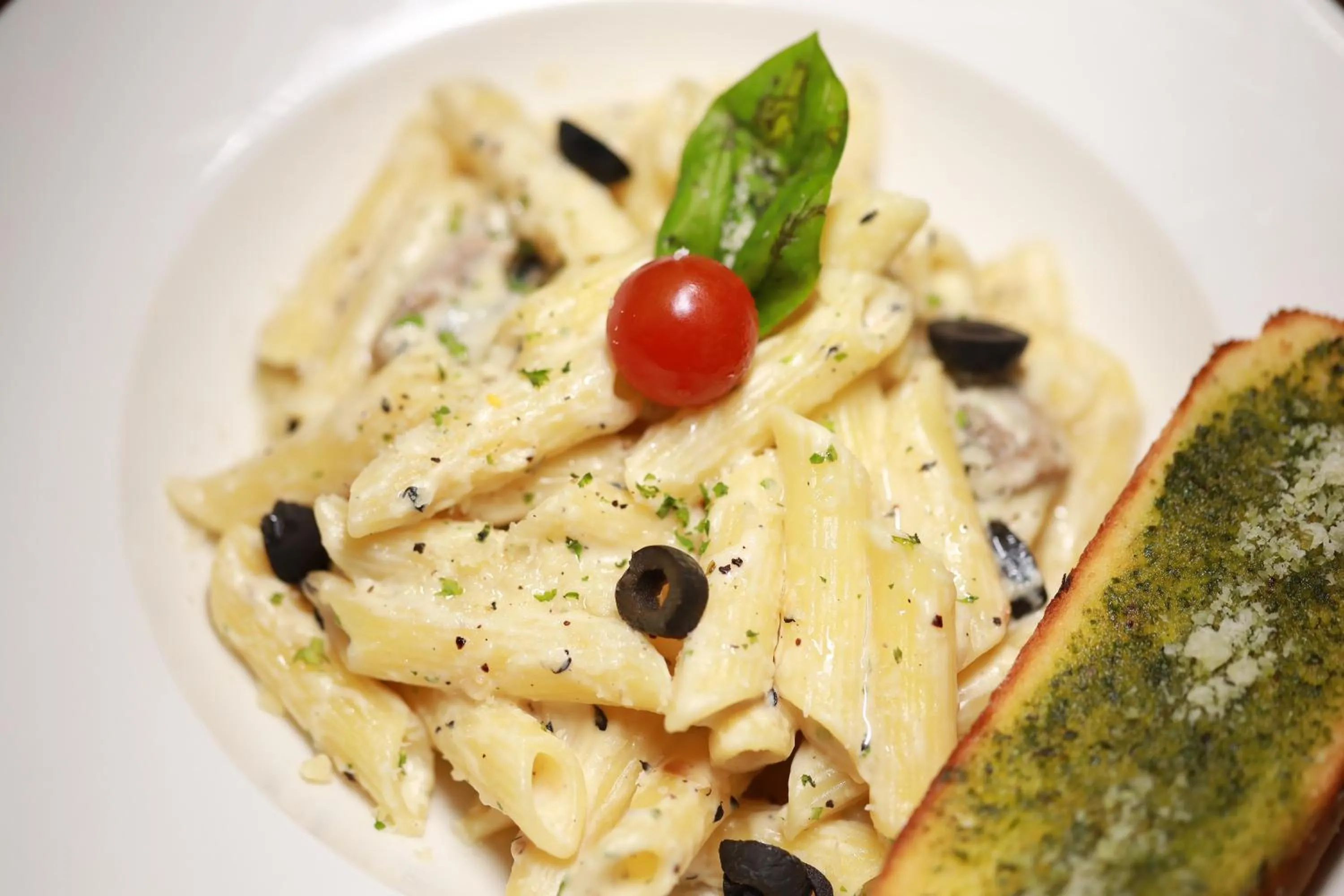 Food and drinks in Grand Padappai Residency - GPR