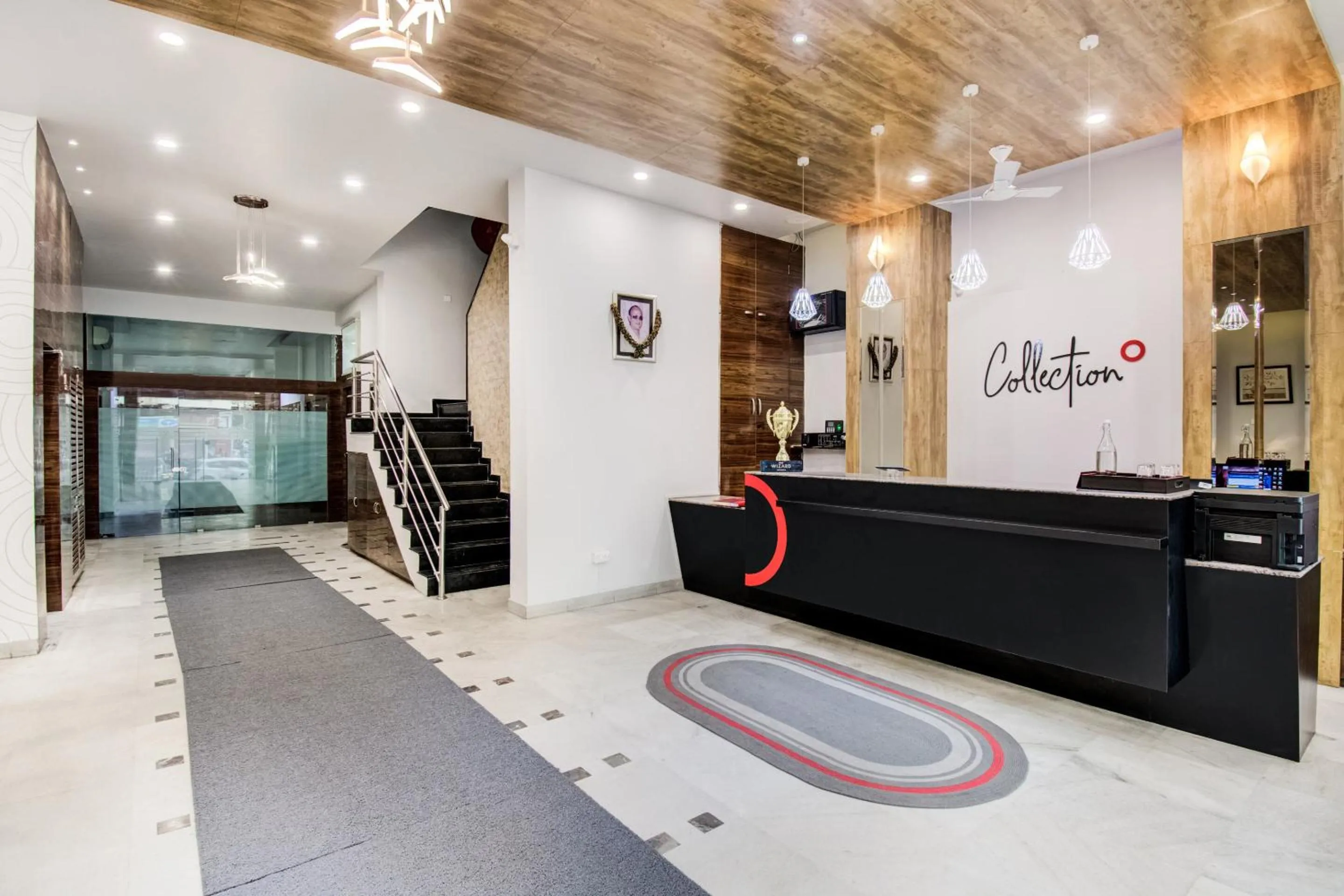 Lobby or reception in Super Collection O Rajdhani Hotel