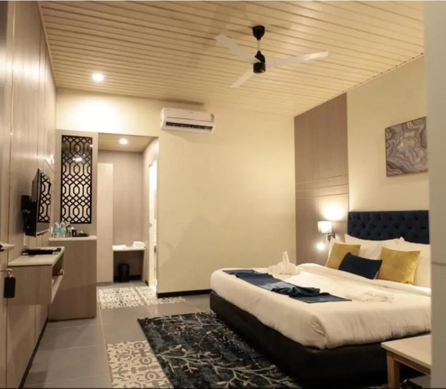 Bed in Meritas Seawind Beach Resort, Shrivardhan