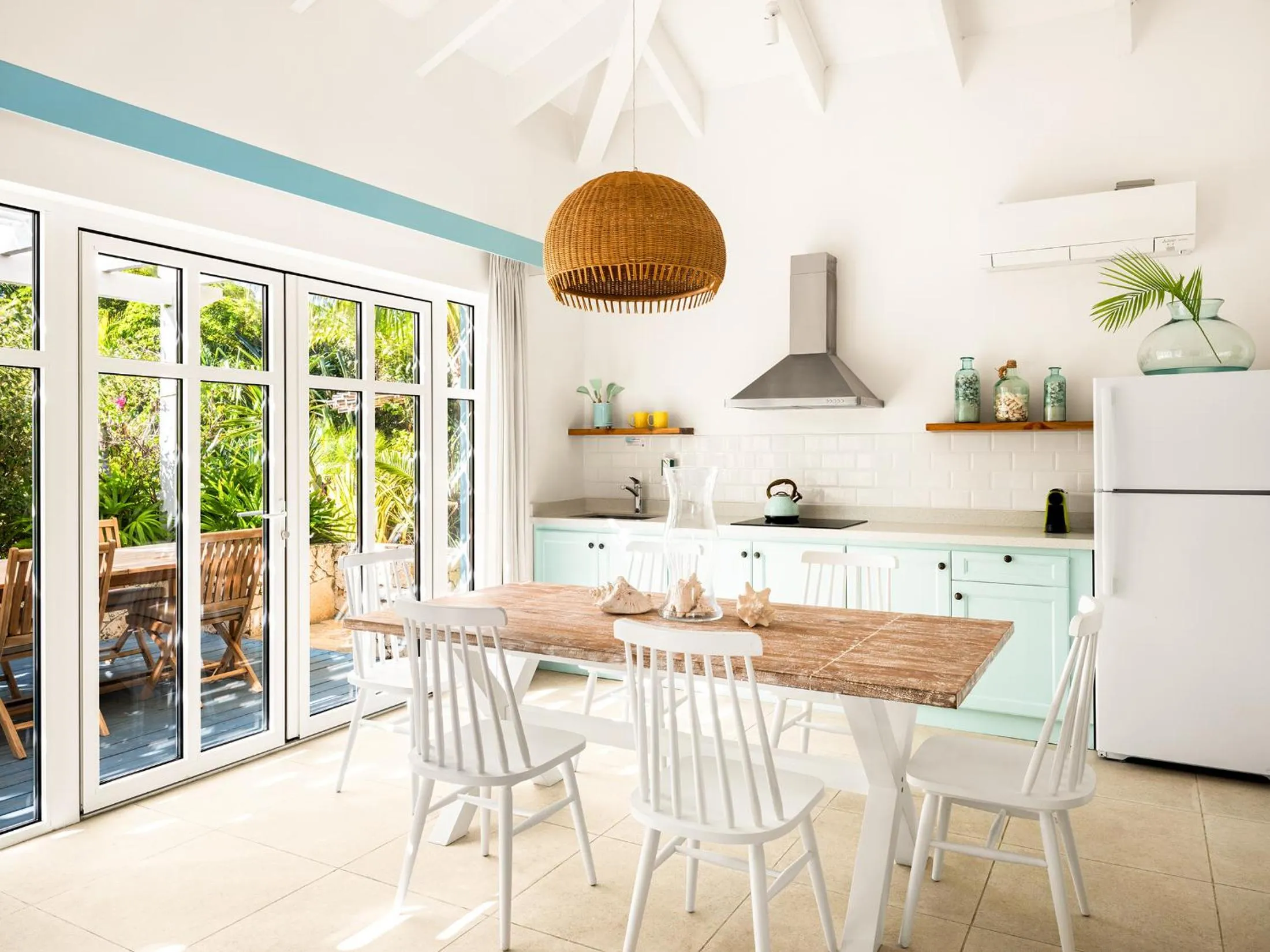 Kitchen or kitchenette in Boardwalk Boutique Hotel Aruba - Adults Only