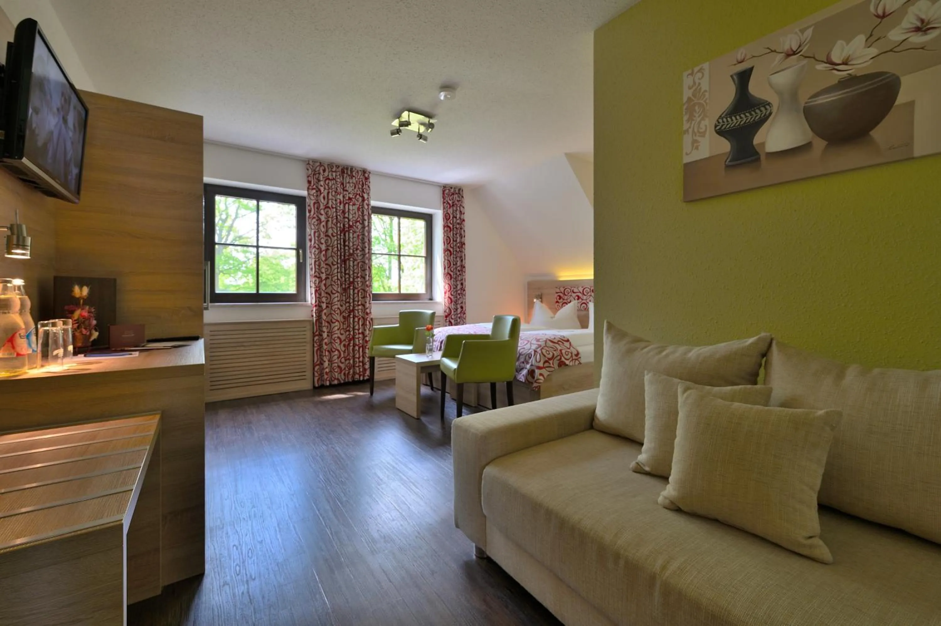 Photo of the whole room in Berggasthof Götzinger Höhe